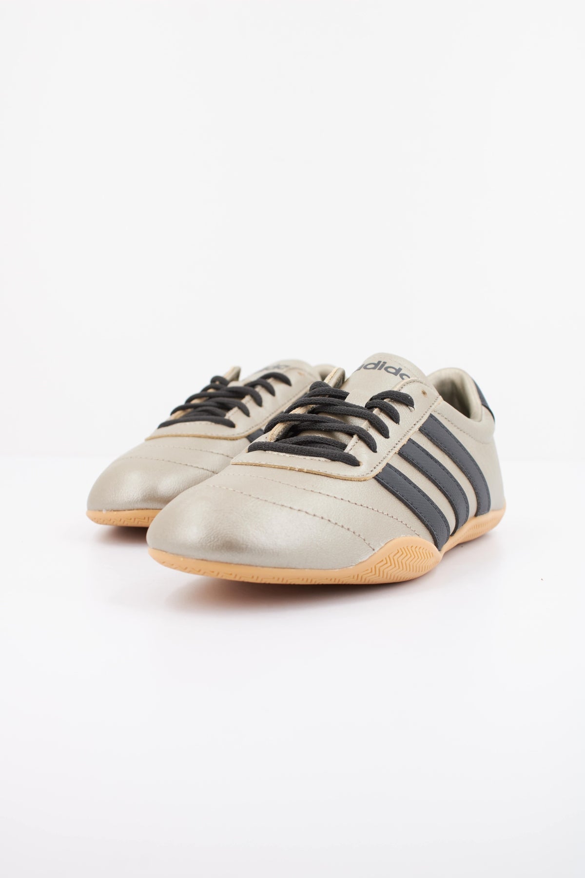 ADIDAS GRAND COURT LO en color ORO  (2)