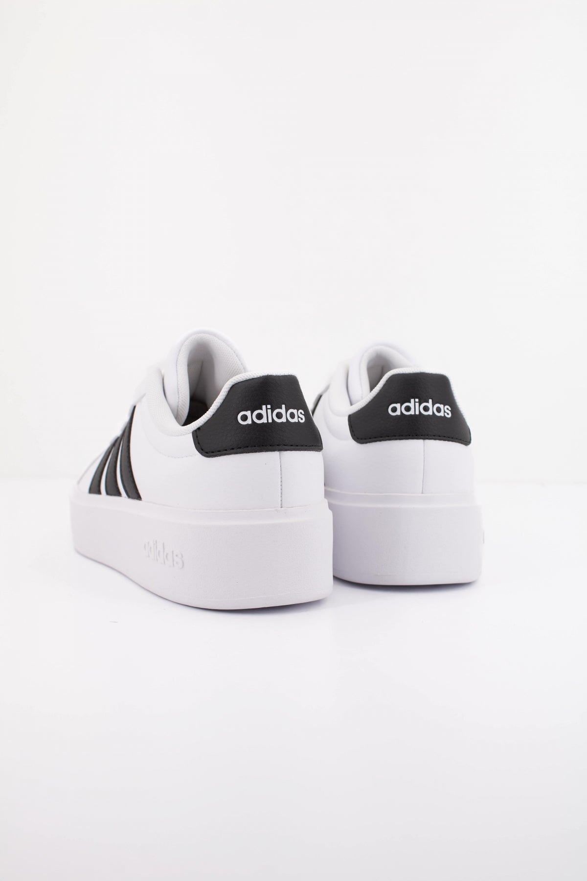 ADIDAS  STREETTALK BOLD  en color BLANCO  (4)