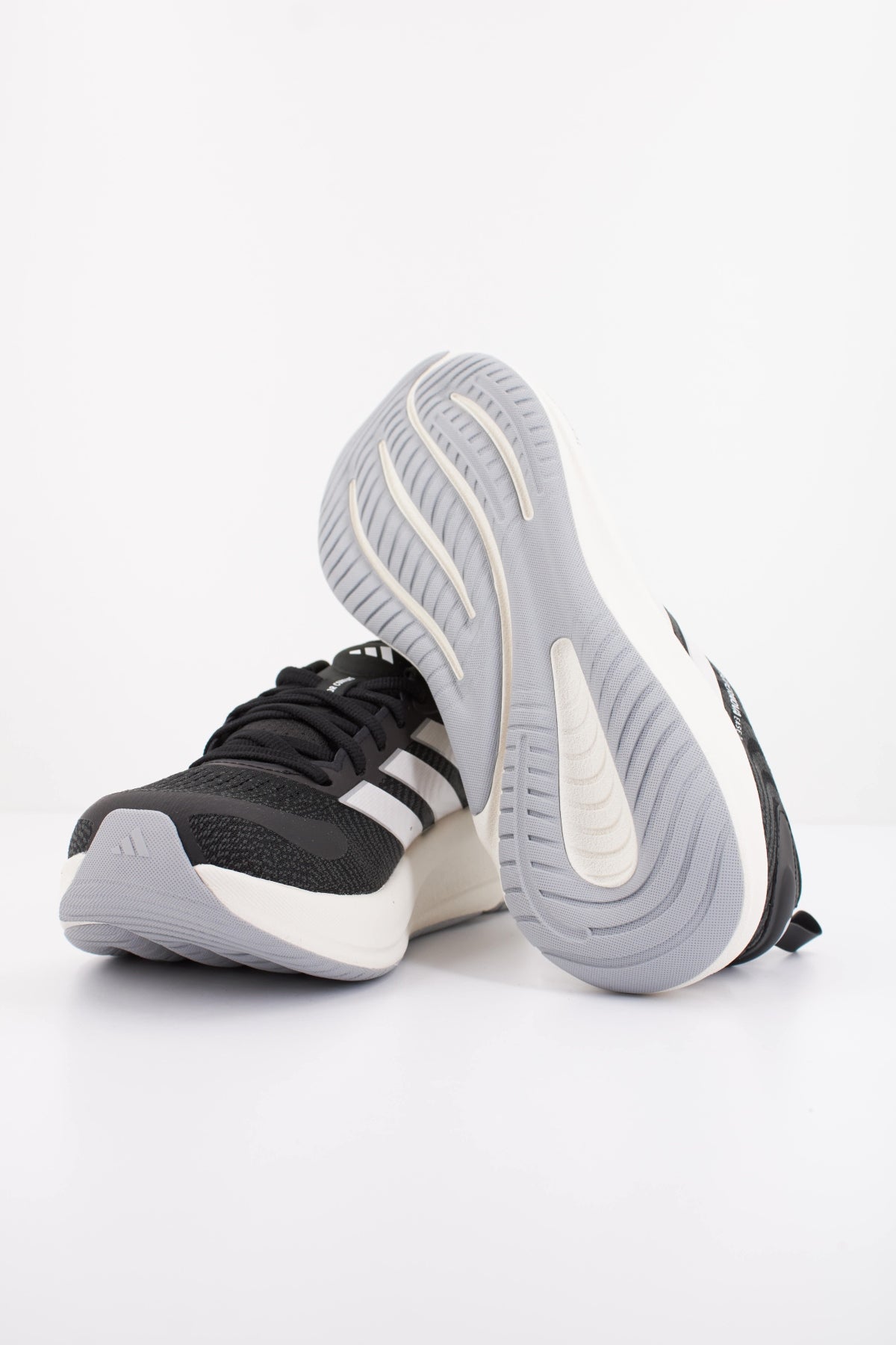 ADIDAS SUPERNOVA EASE  W en color NEGRO  (5)