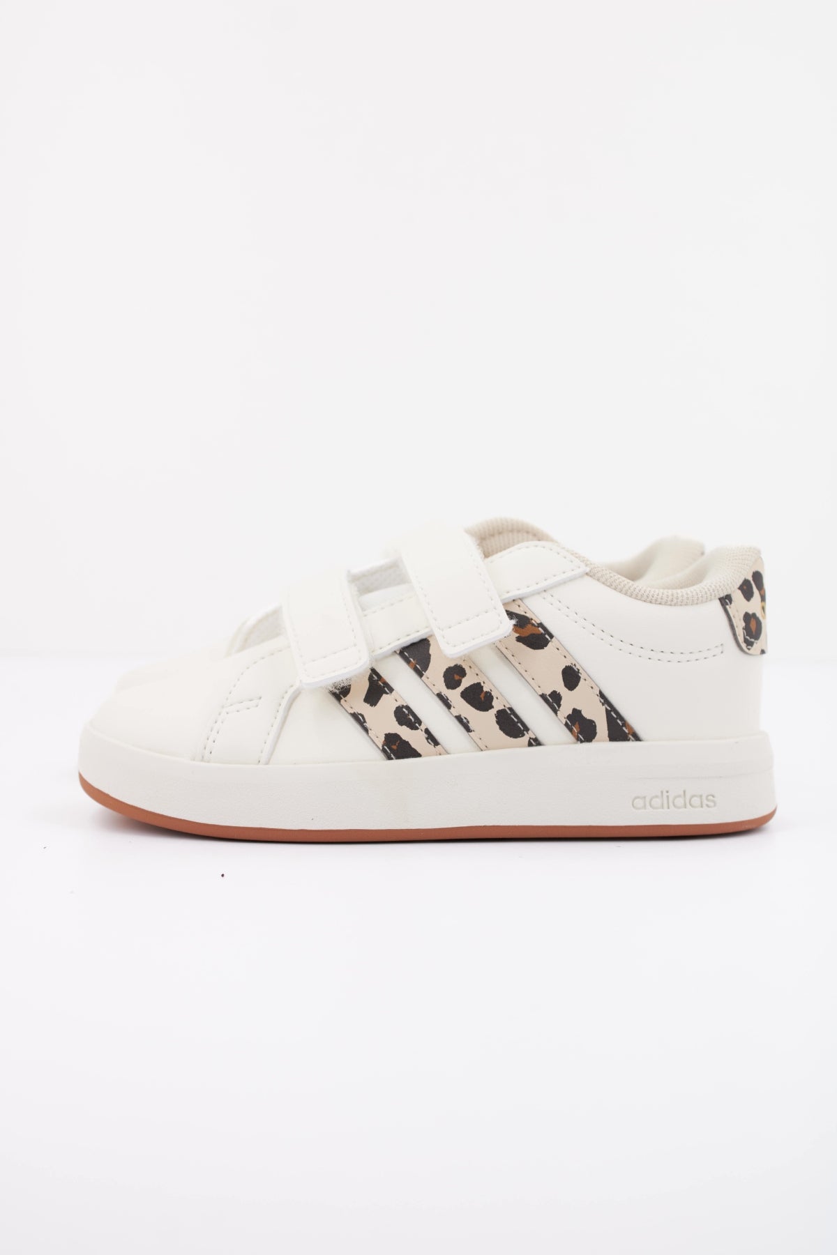 ADIDAS GRAND COURT . CF en color ANIMAL PRINT  (1)