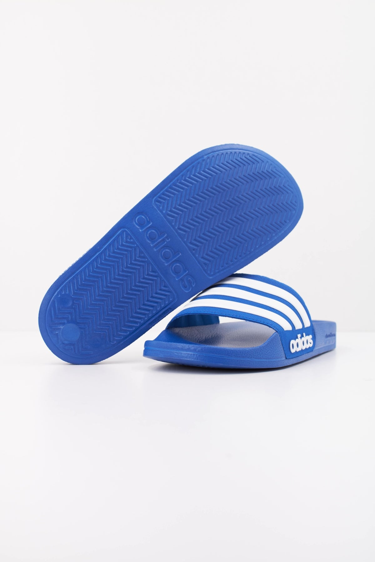ADIDAS ADILETTE SHOWER en color AZUL  (5)