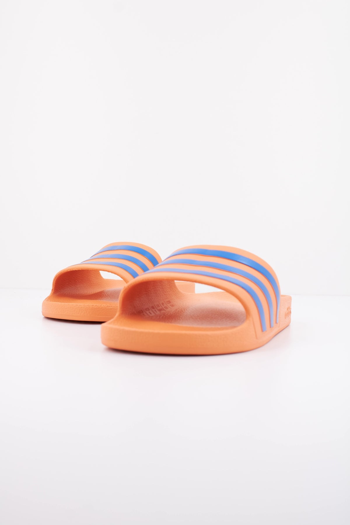 ADIDAS IH ADILETTE AQUA en color NARANJA  (2)
