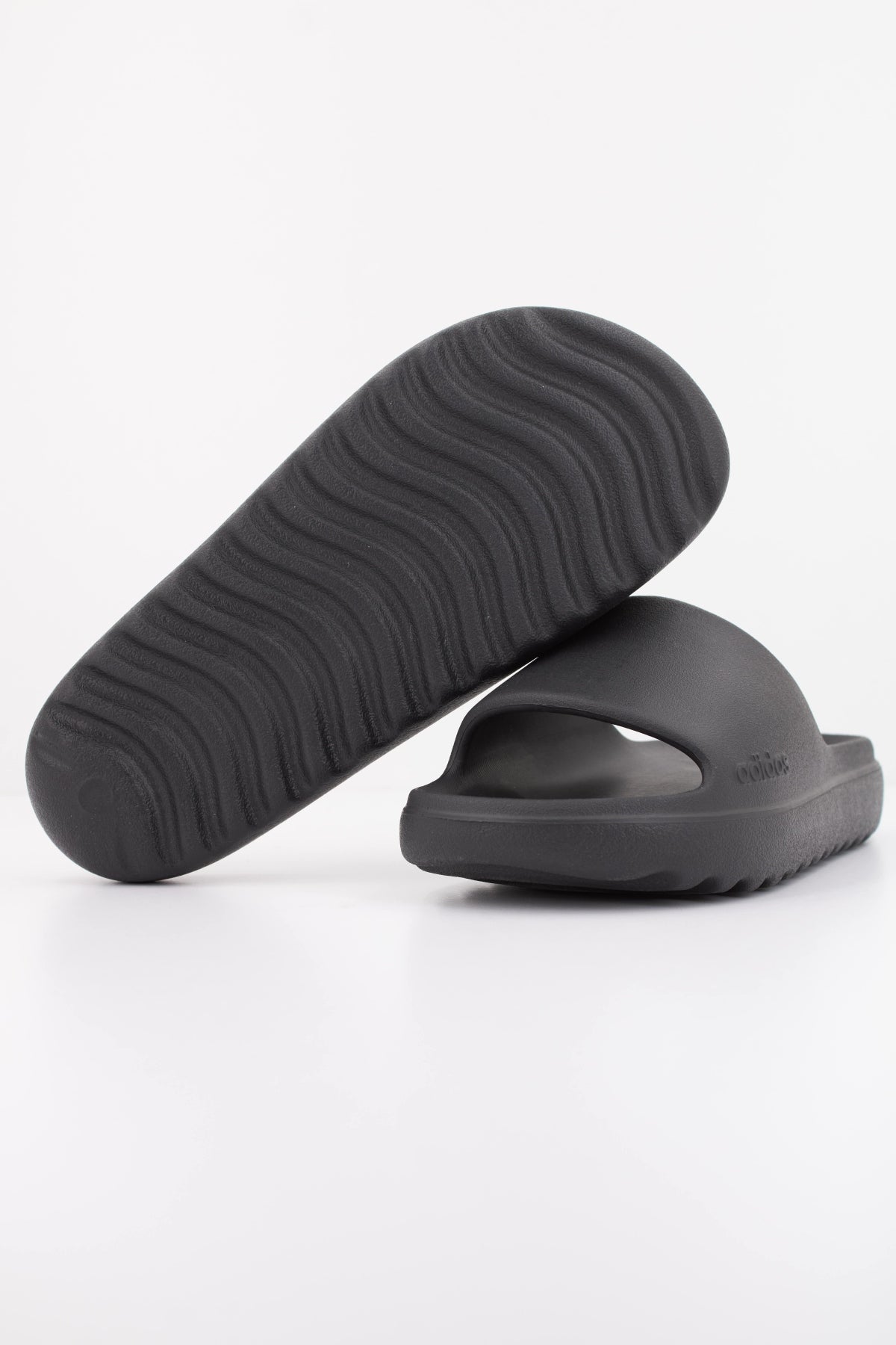 ADIDAS ADILETTE LUMIA en color NEGRO  (5)