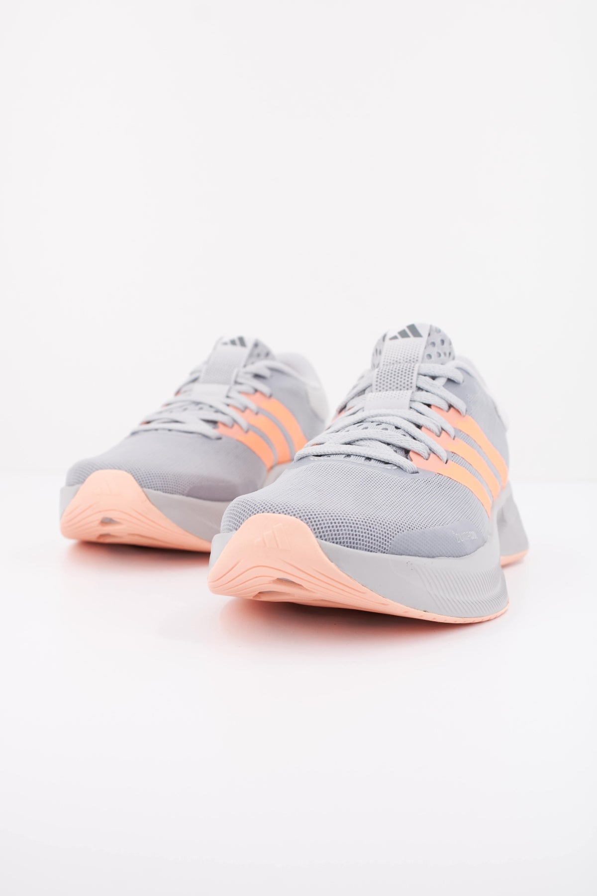ADIDAS TREADMOVE W en color GRIS  (2)