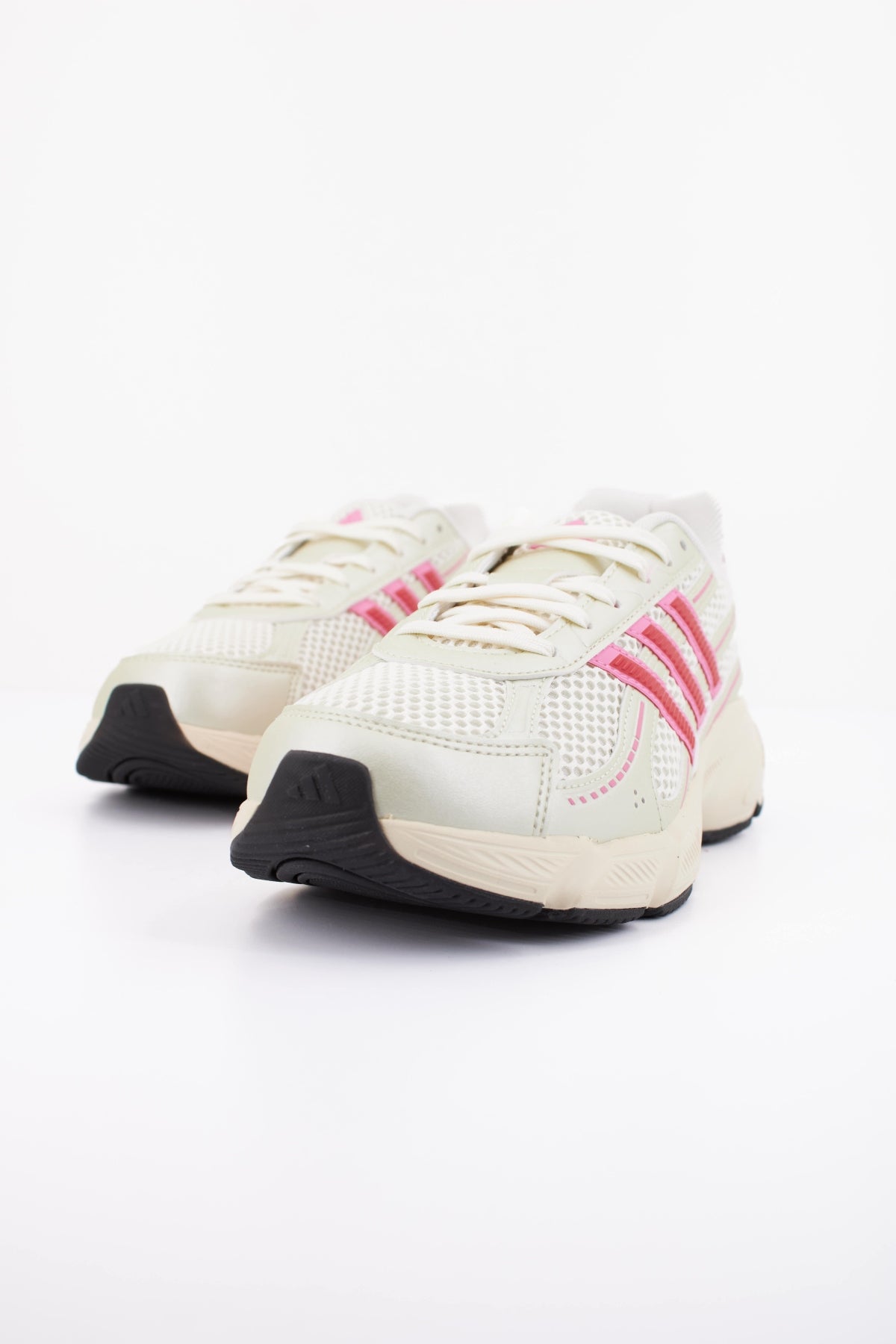 ADIDAS TECHNOCHAOS  en color BLANCO  (2)