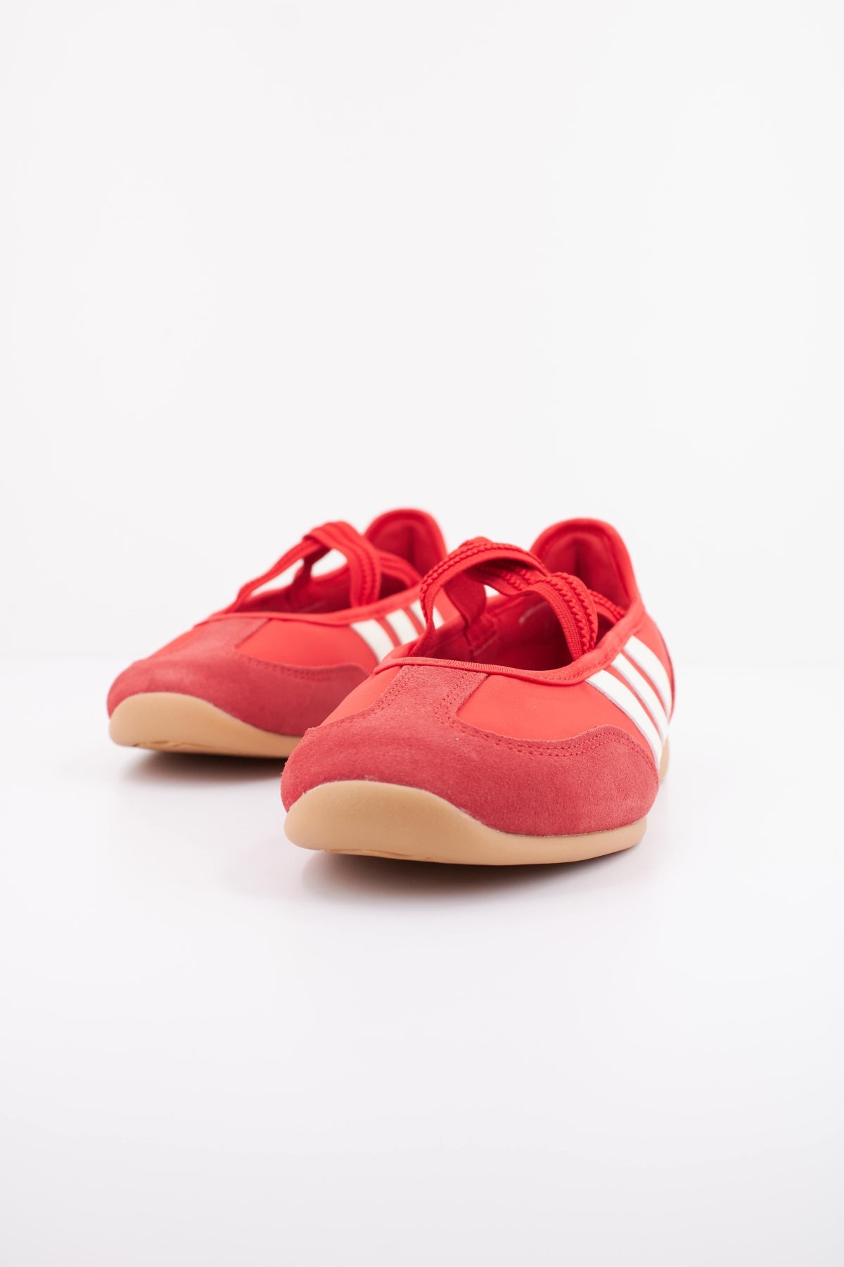 ADIDAS BARREDA MARY JANE en color ROJO  (2)