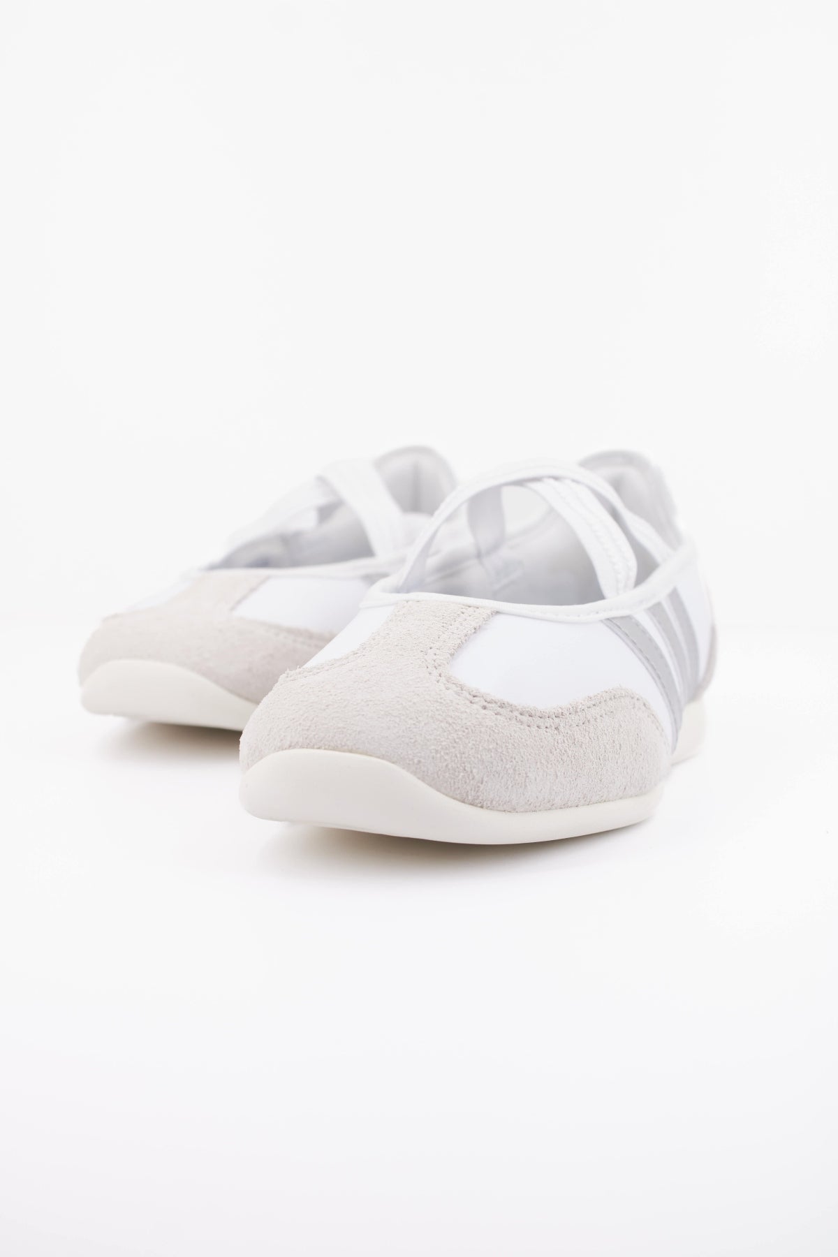 ADIDAS BARREDA MARY JANE en color BLANCO  (2)