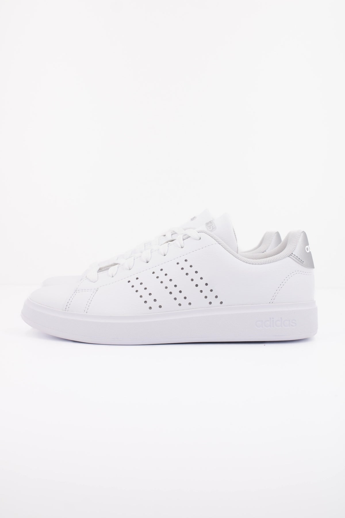 ADIDAS ADVANTAGE . en color BLANCO  (1)