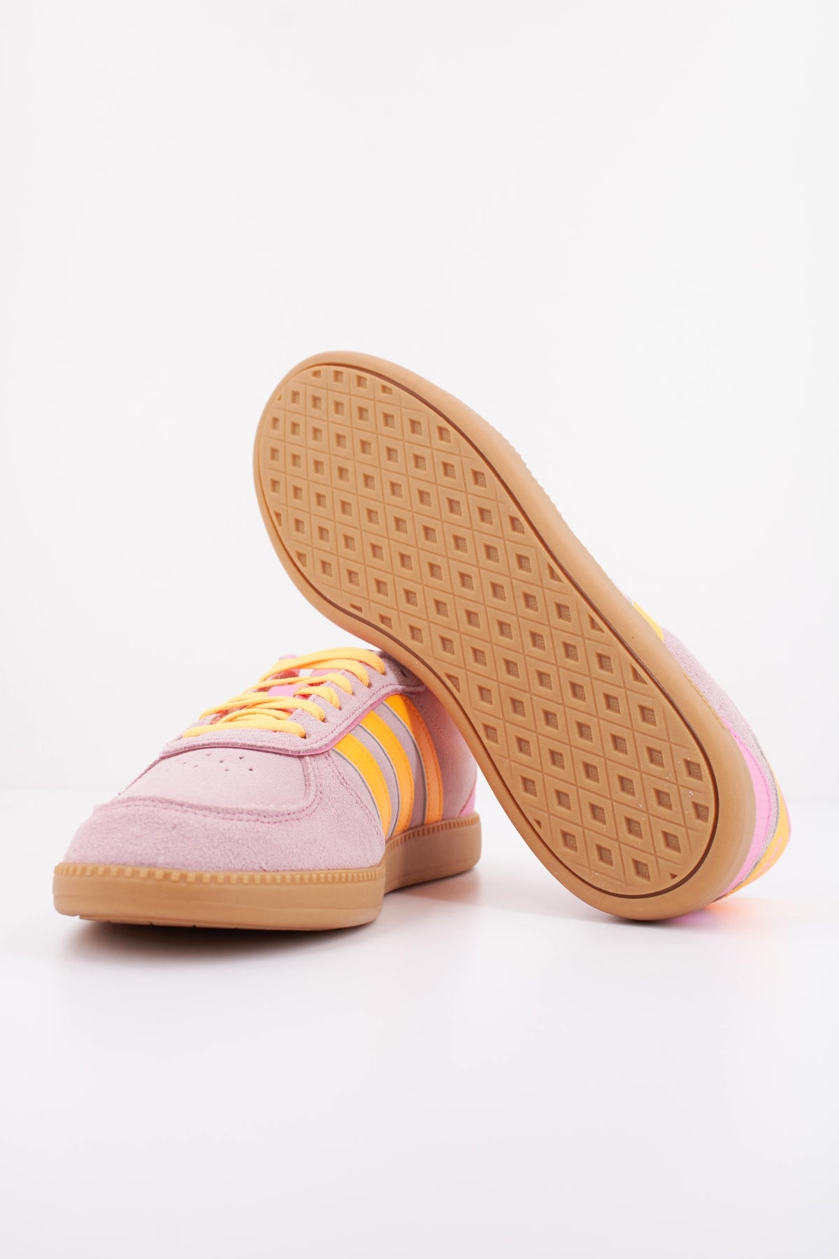 ADIDAS  BREAKNET SLEEK  en color ROSA  (5)