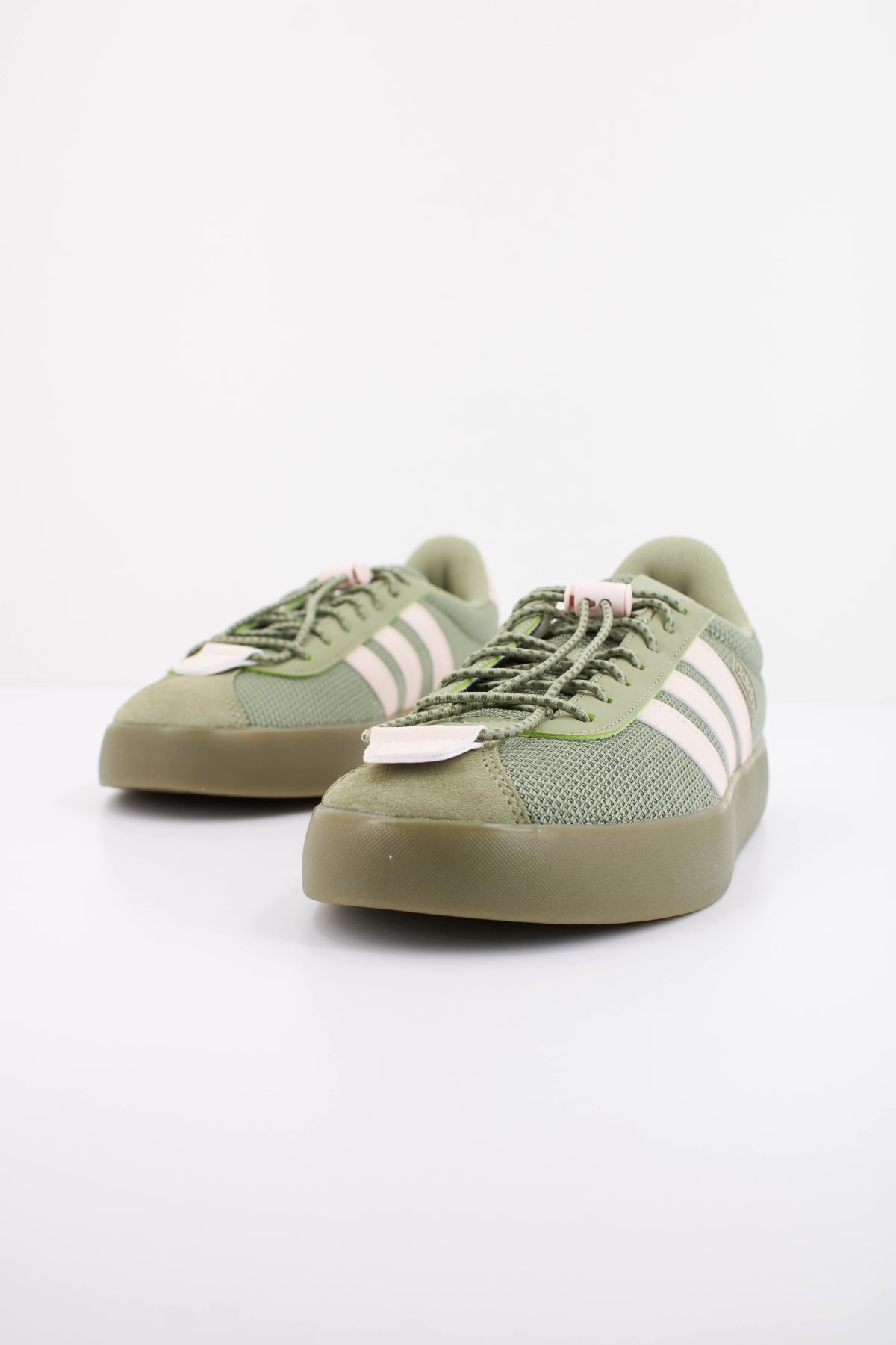 ADIDAS VL COURT . en color VERDE  (2)