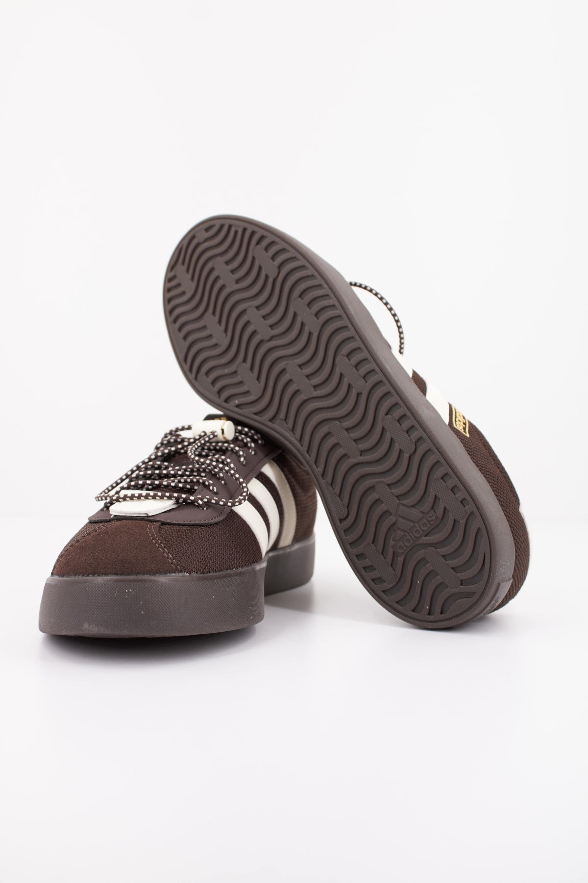 ADIDAS VL COURT . en color MARRON  (5)