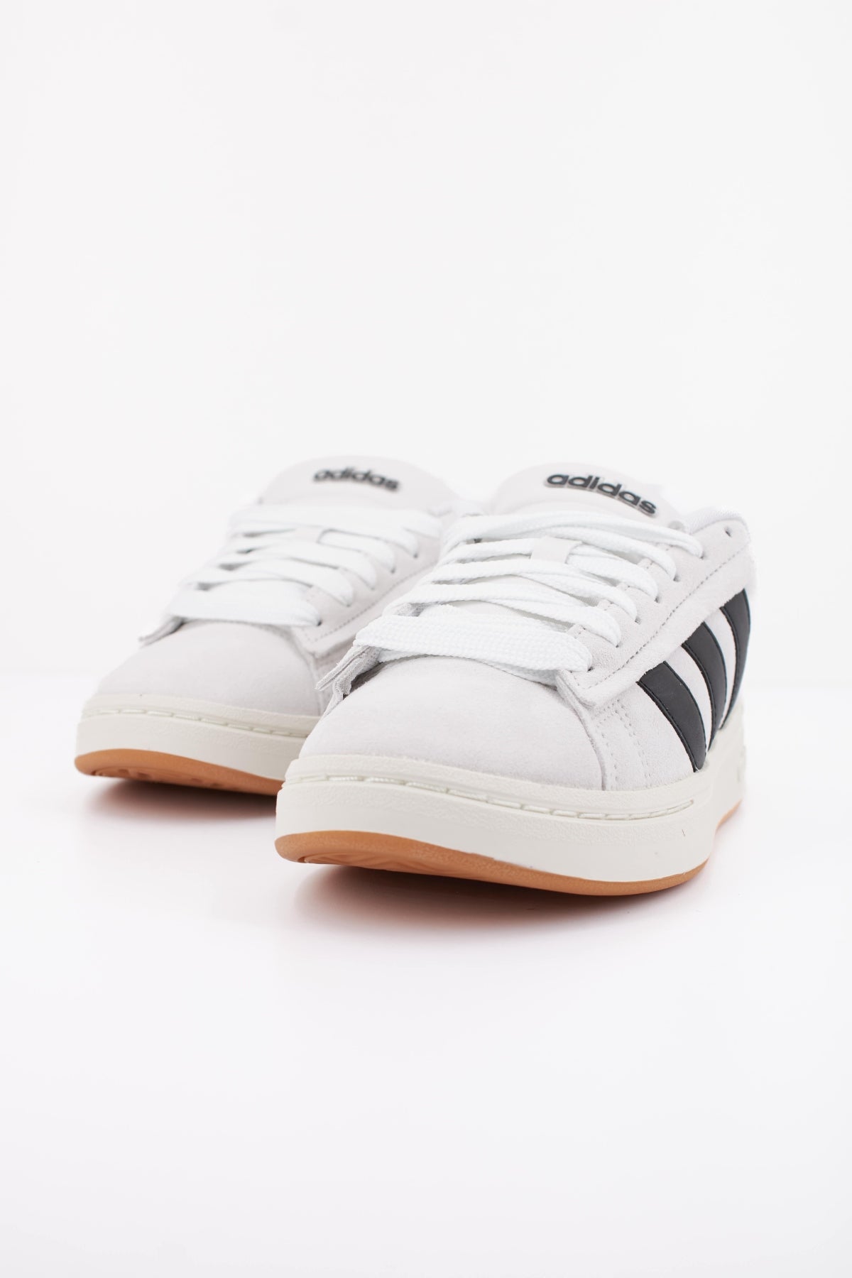 ADIDAS GRAND COURT ALPHA  en color BLANCO  (2)