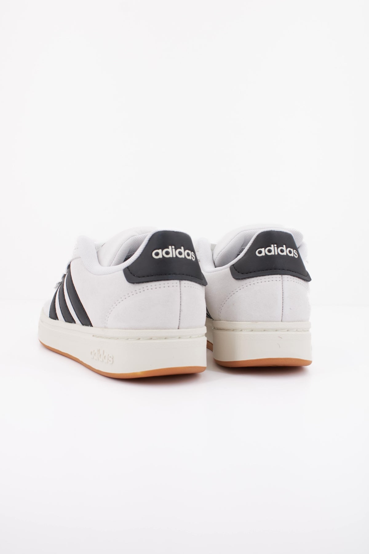ADIDAS GRAND COURT ALPHA  en color BLANCO  (4)