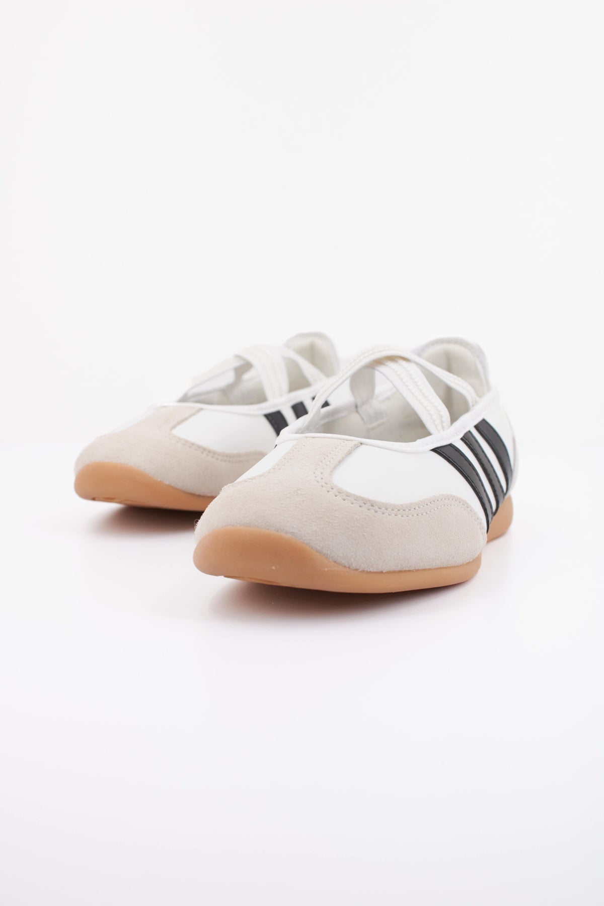 ADIDAS BARREDA MARY JANE en color BLANCO  (2)