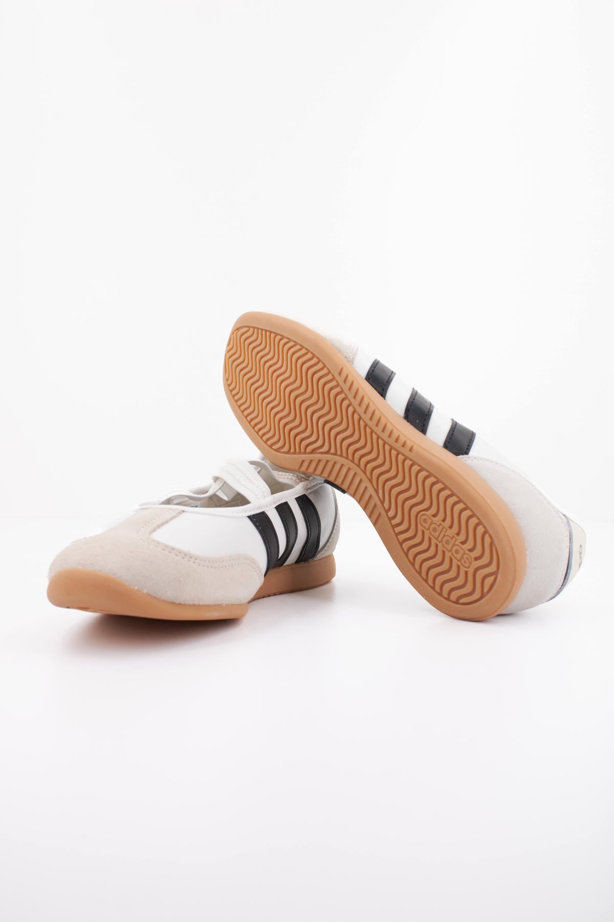 ADIDAS BARREDA MARY JANE en color BLANCO  (5)