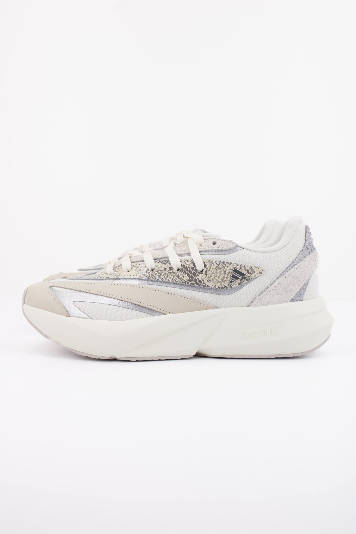 ADIDAS LIGHTBLAZE en color BLANCO  (1)