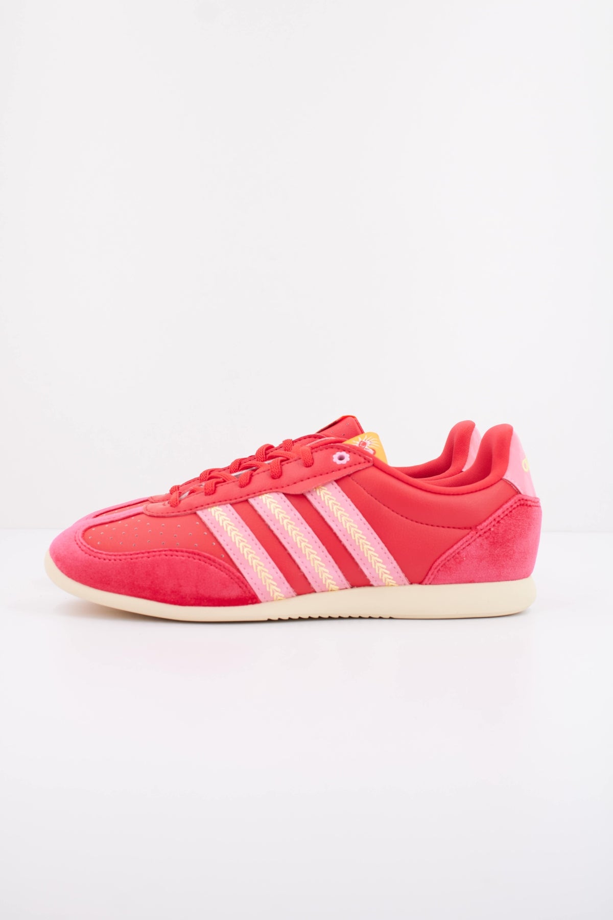 ADIDAS BARREDA LO en color ROJO  (1)