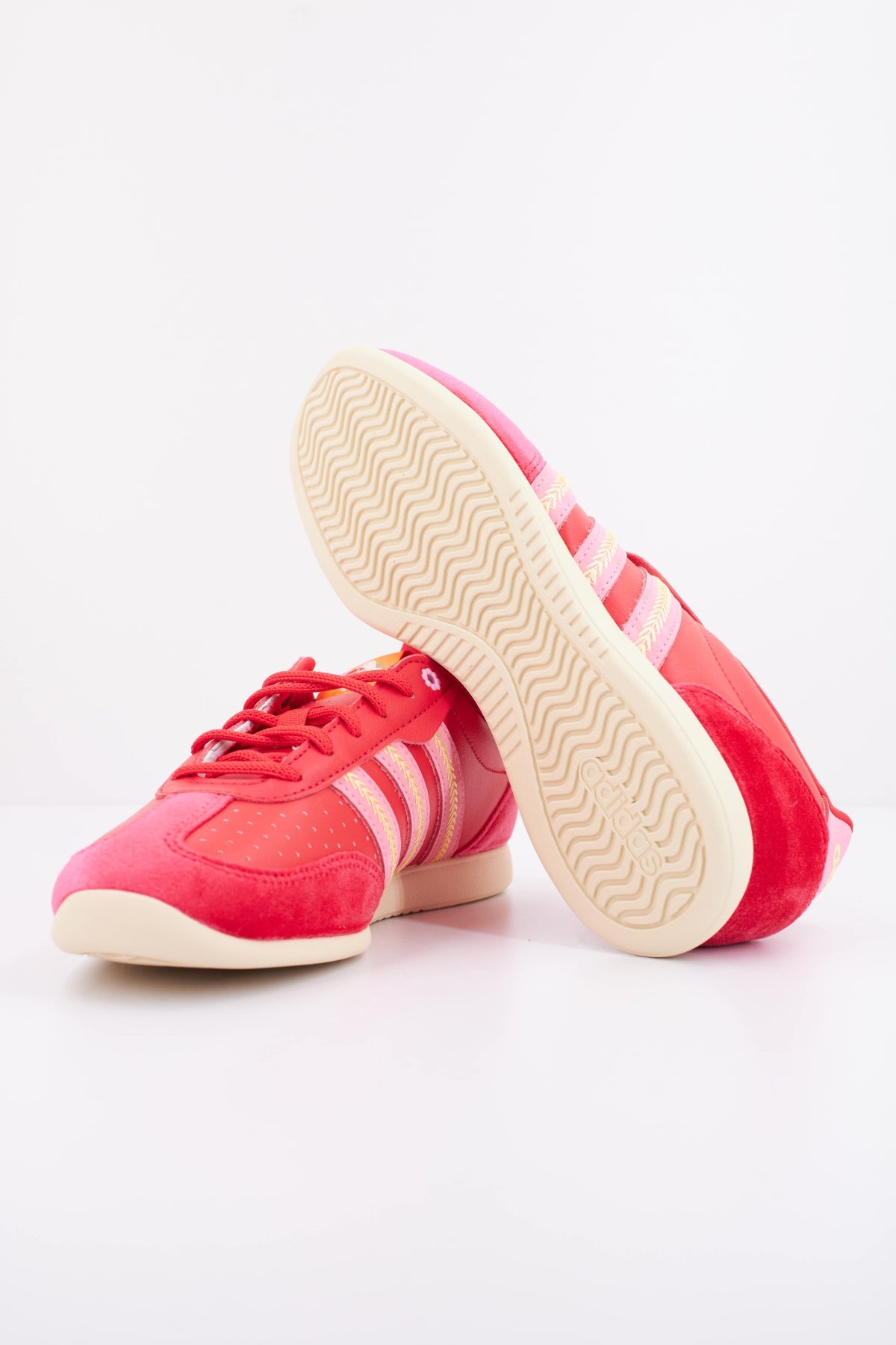 ADIDAS BARREDA LO en color ROJO  (5)