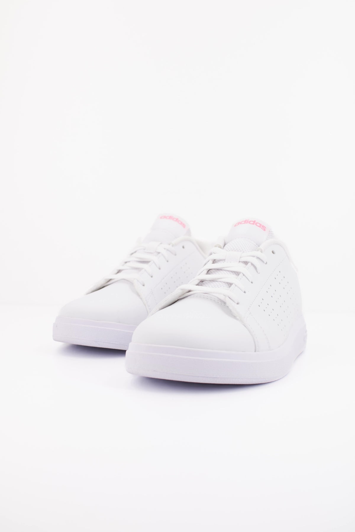 ADIDAS ADVANTAGE BASE . en color BLANCO  (2)