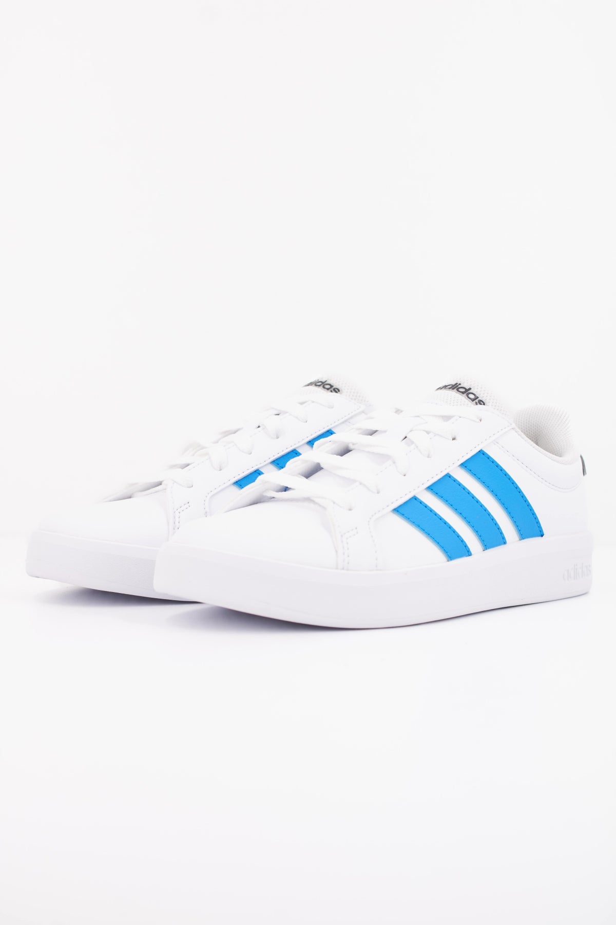 ADIDAS GRAND COURT . J en color BLANCO  (2)