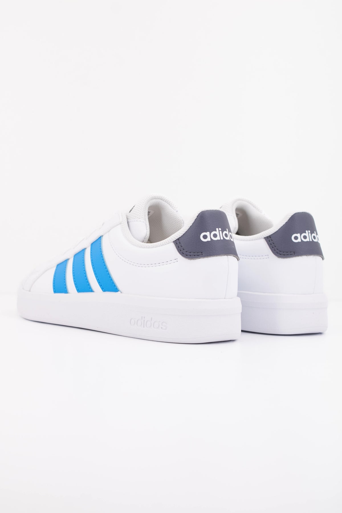 ADIDAS GRAND COURT . J en color BLANCO  (4)