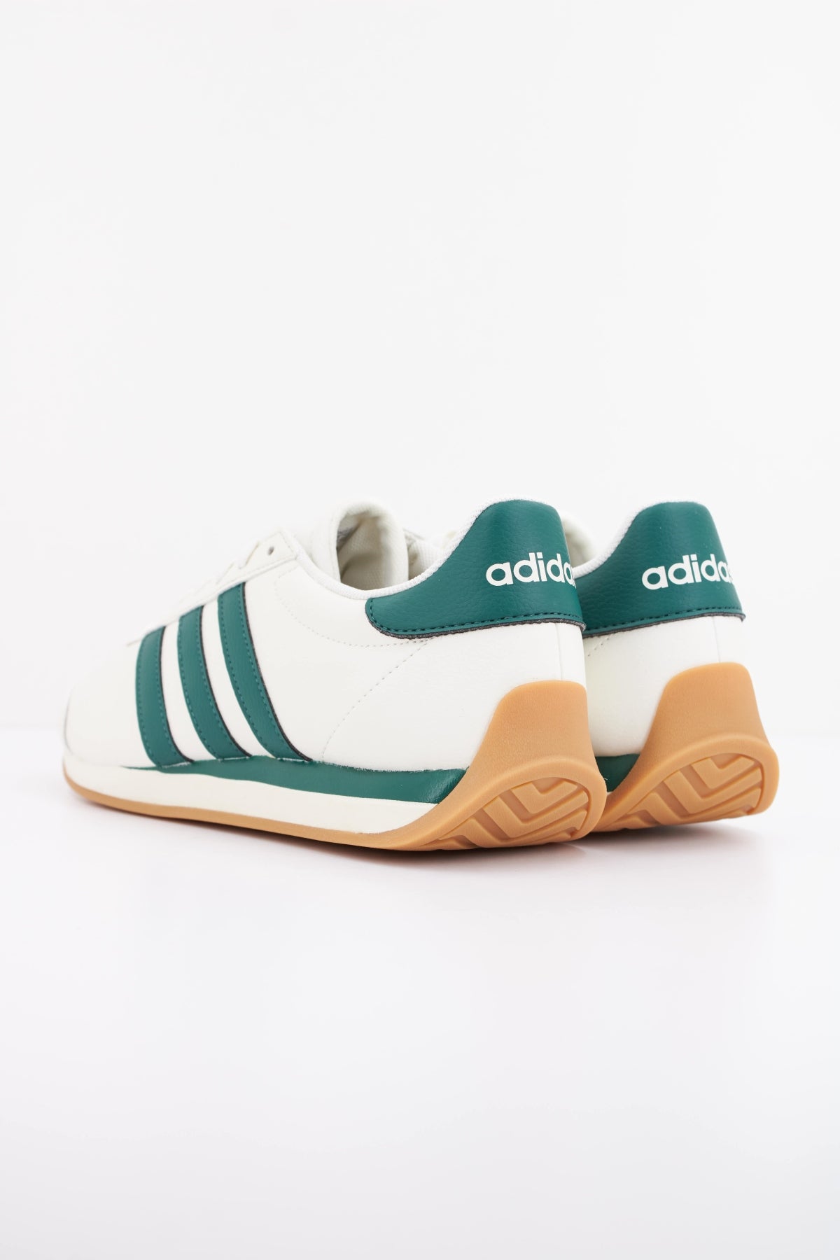 ADIDAS RUNVISTA en color BLANCO  (4)