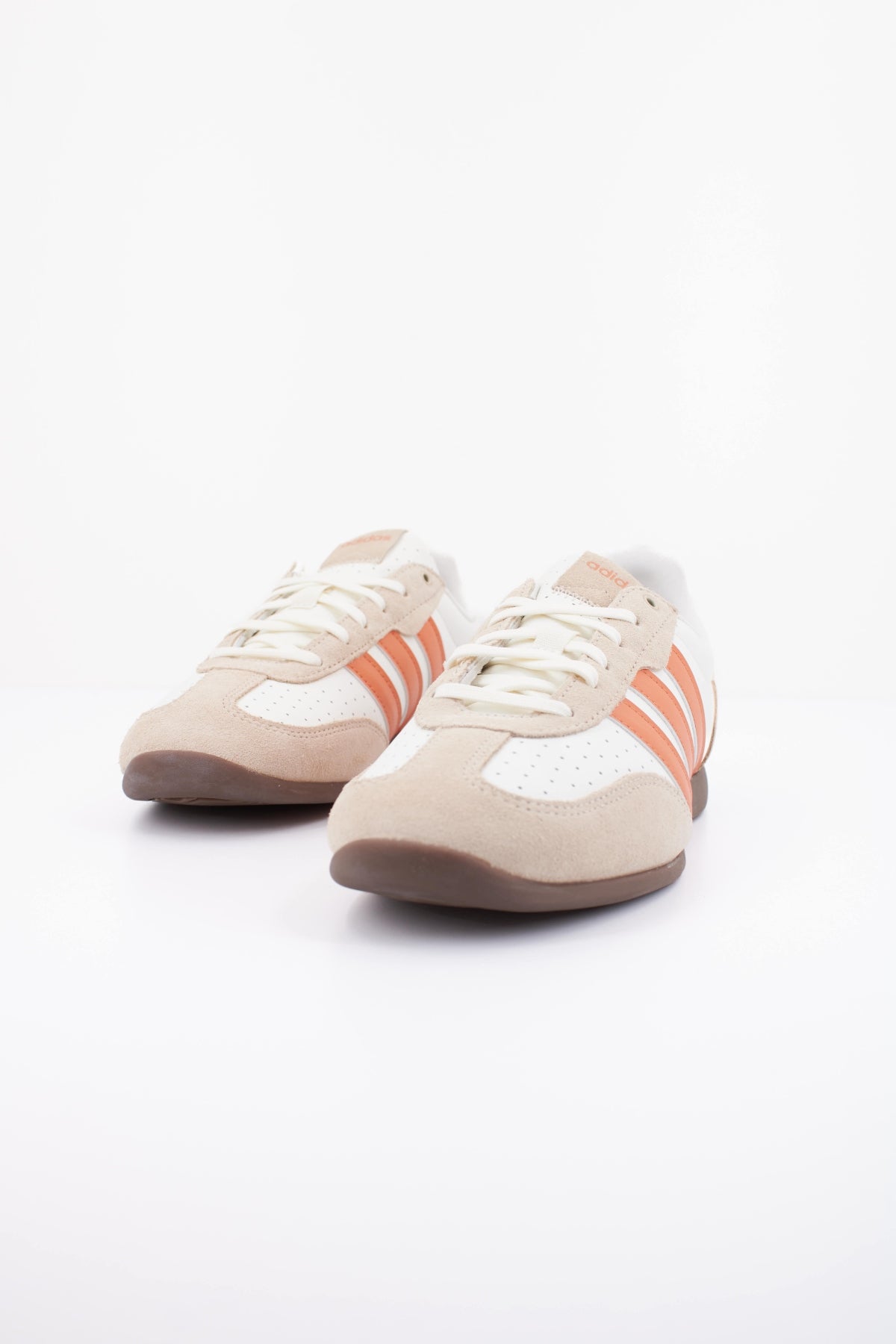 ADIDAS BARREDA LO en color BLANCO  (2)