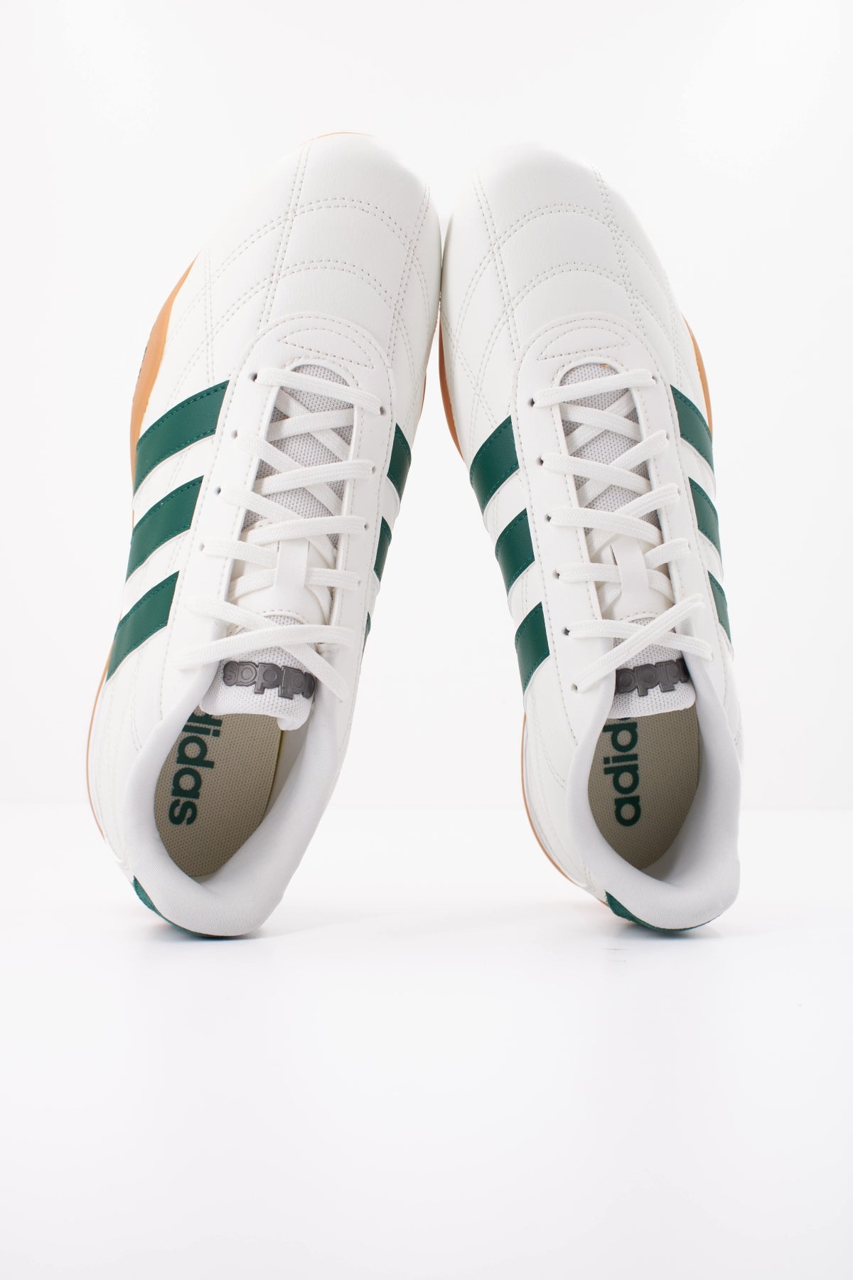 ADIDAS ADIPISTA en color BLANCO  (3)