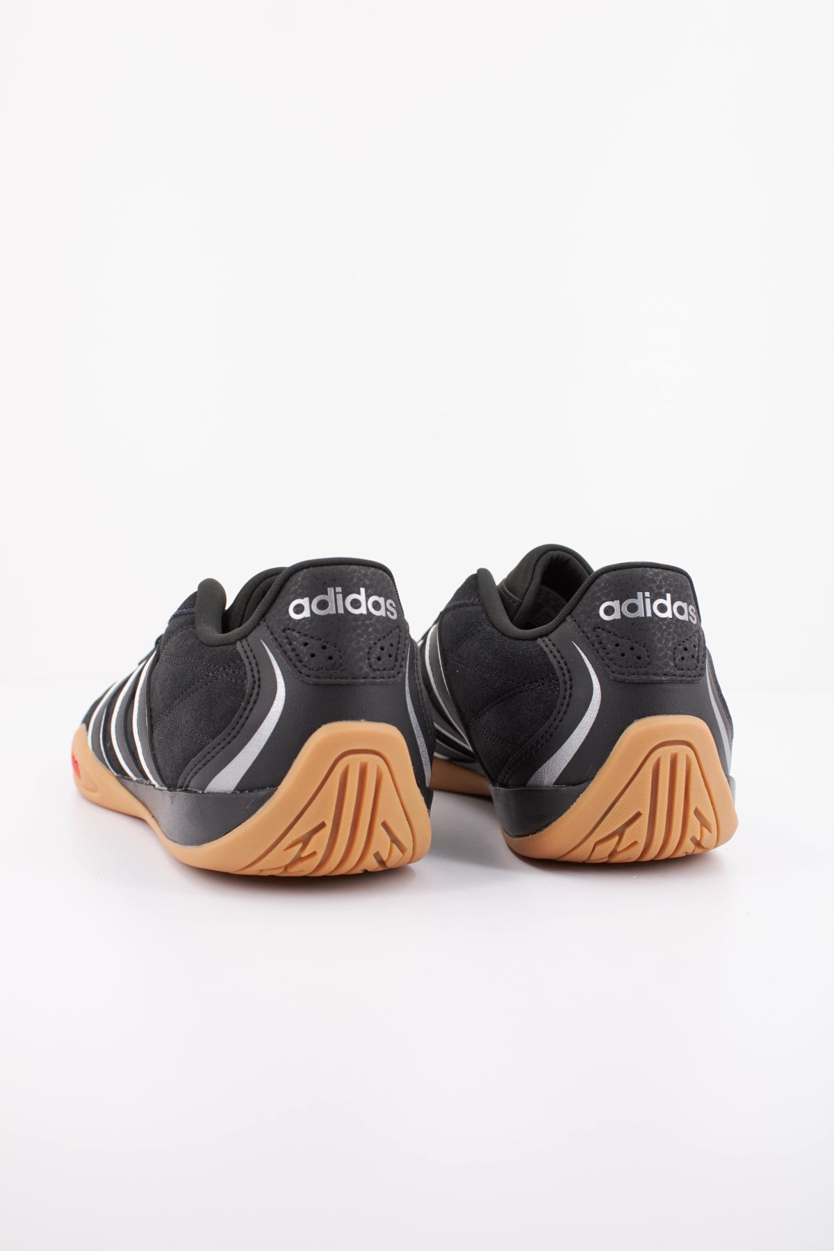 ADIDAS  ADIPISTA  en color NEGRO  (4)