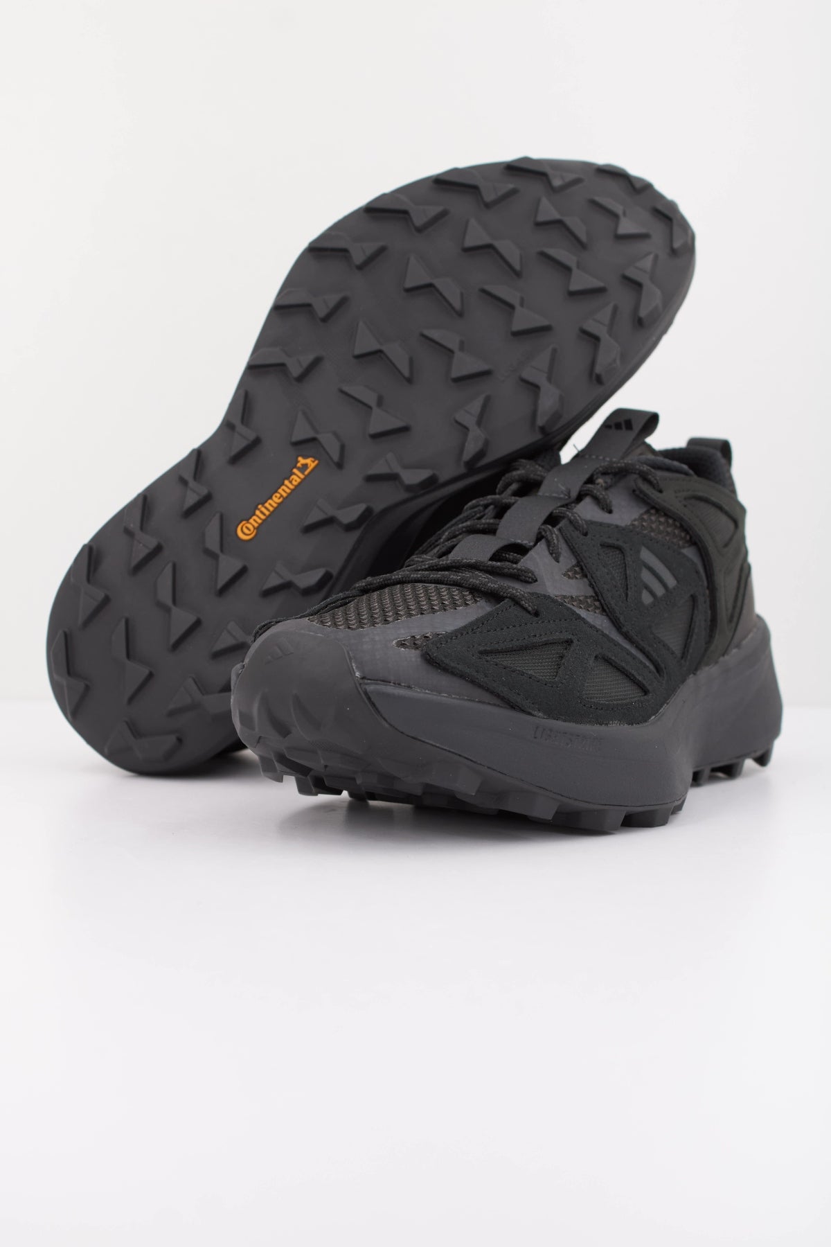 ADIDAS KANTAI TRAIL en color NEGRO  (5)