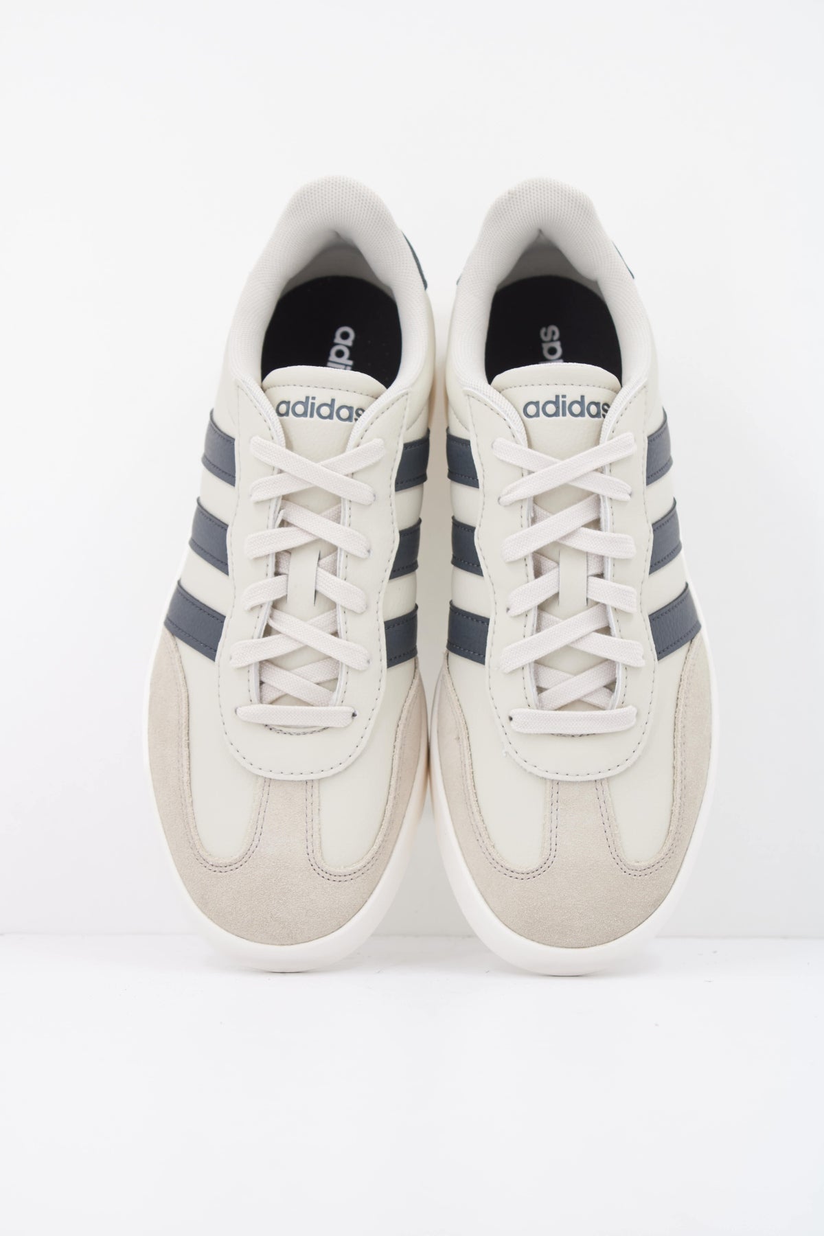 ADIDAS BARREDA en color GRIS  (3)