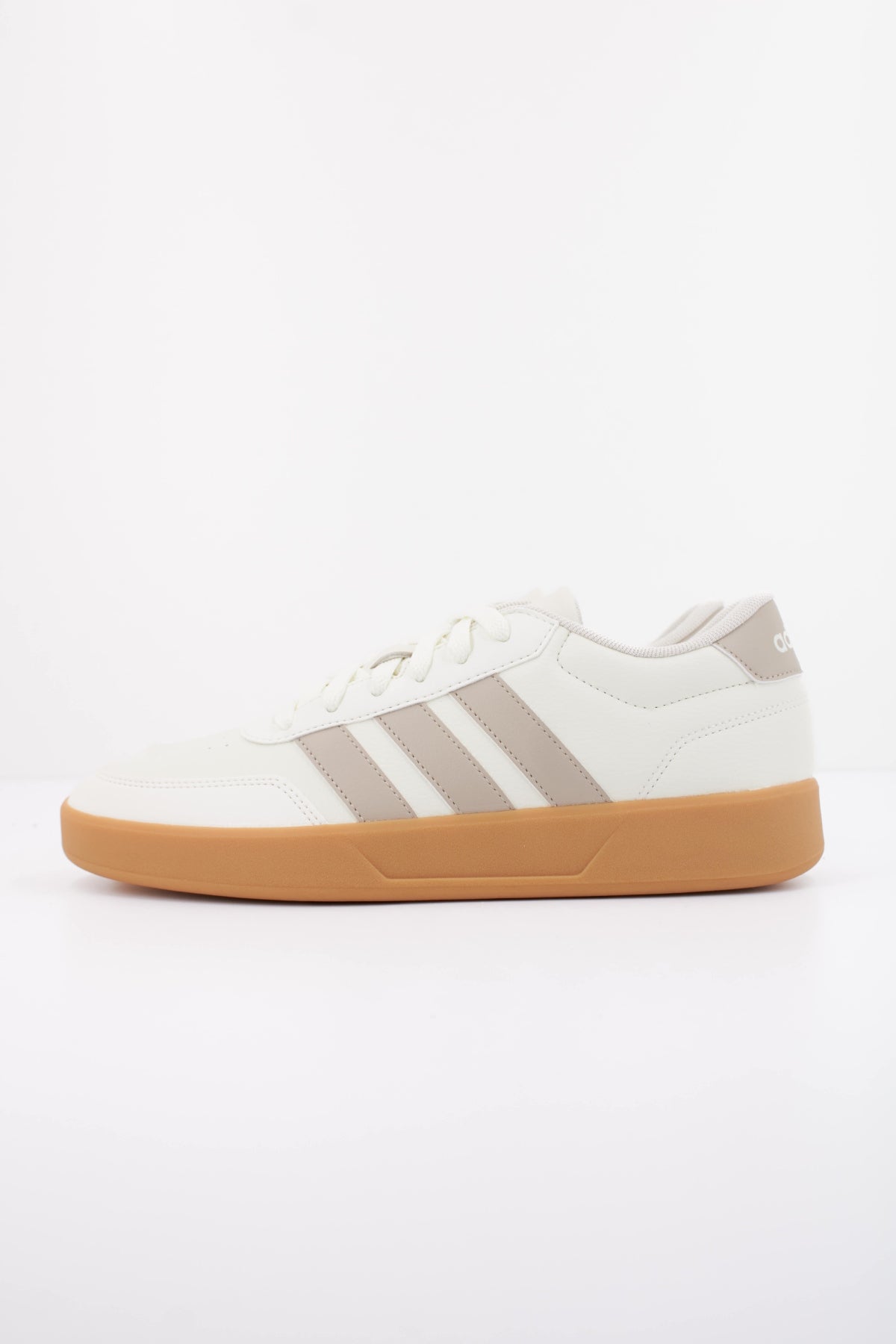 ADIDAS  BREAKNET . en color BLANCO  (1)