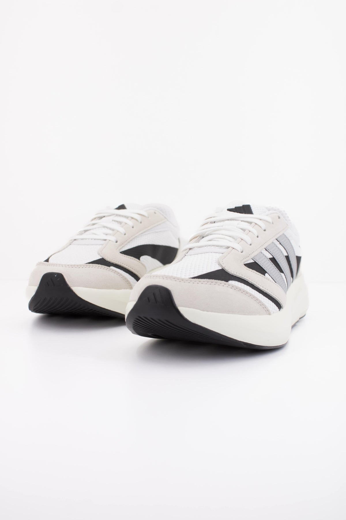ADIDAS LIGHTSHIFT . en color BLANCO  (2)