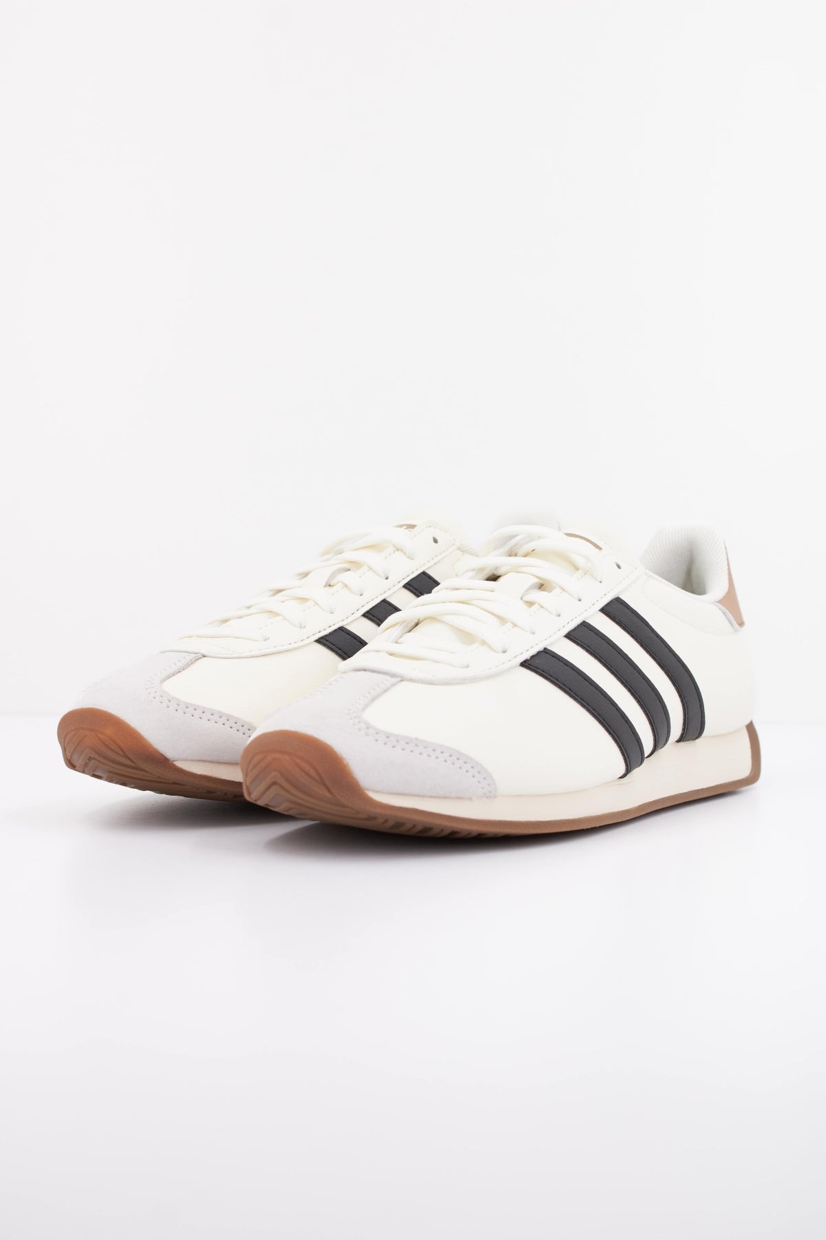 ADIDAS RUNVISTA en color BLANCO  (2)