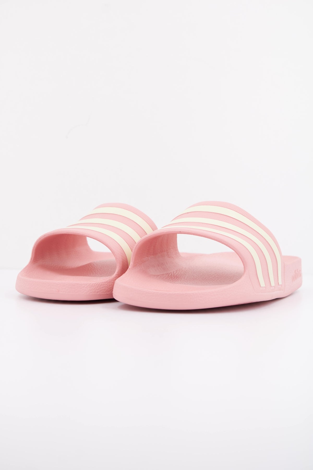ADIDAS ADILETTE AQUA en color ROSA  (2)