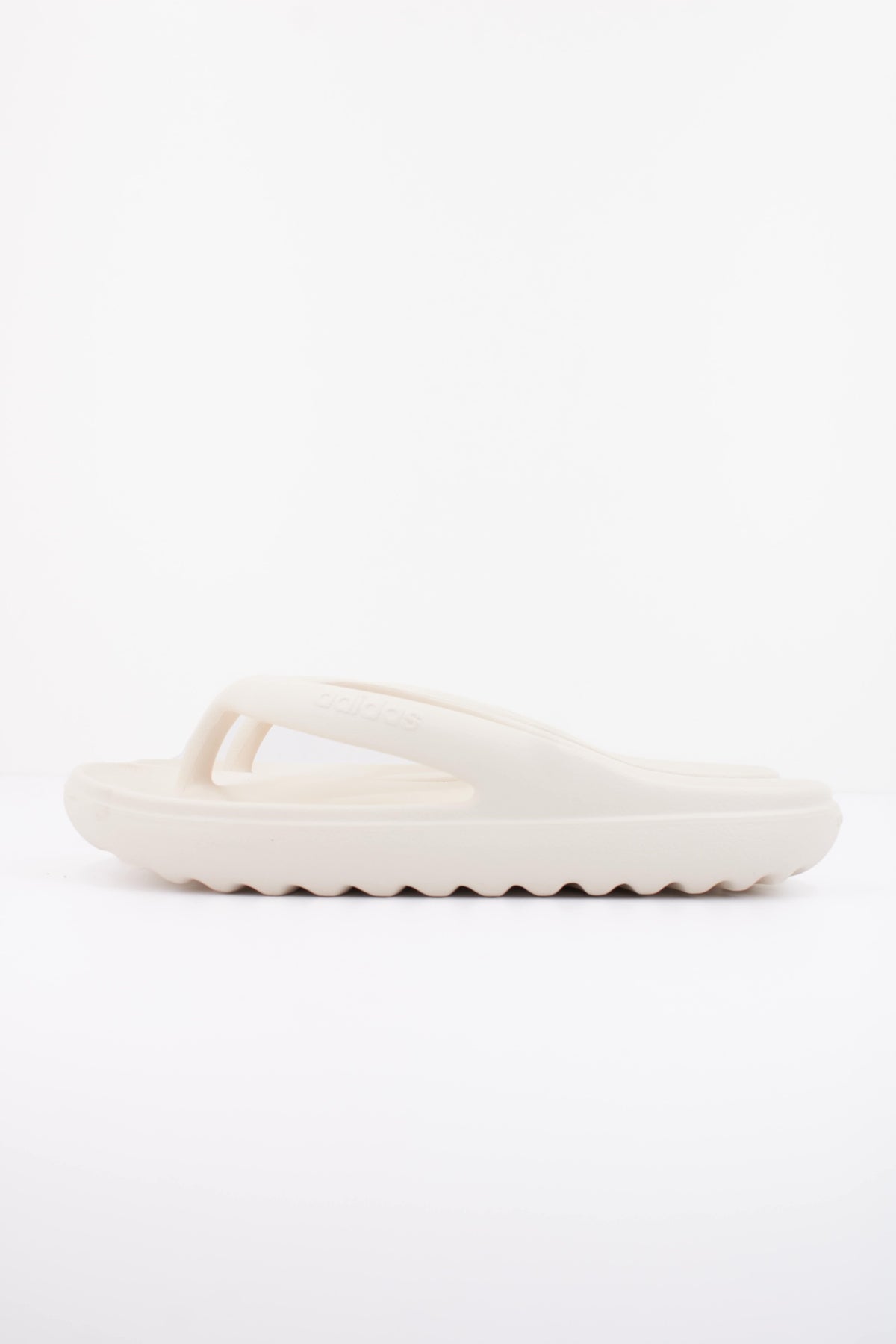 ADIDAS ADILETTE LUMIA FLIP en color BEIS  (1)