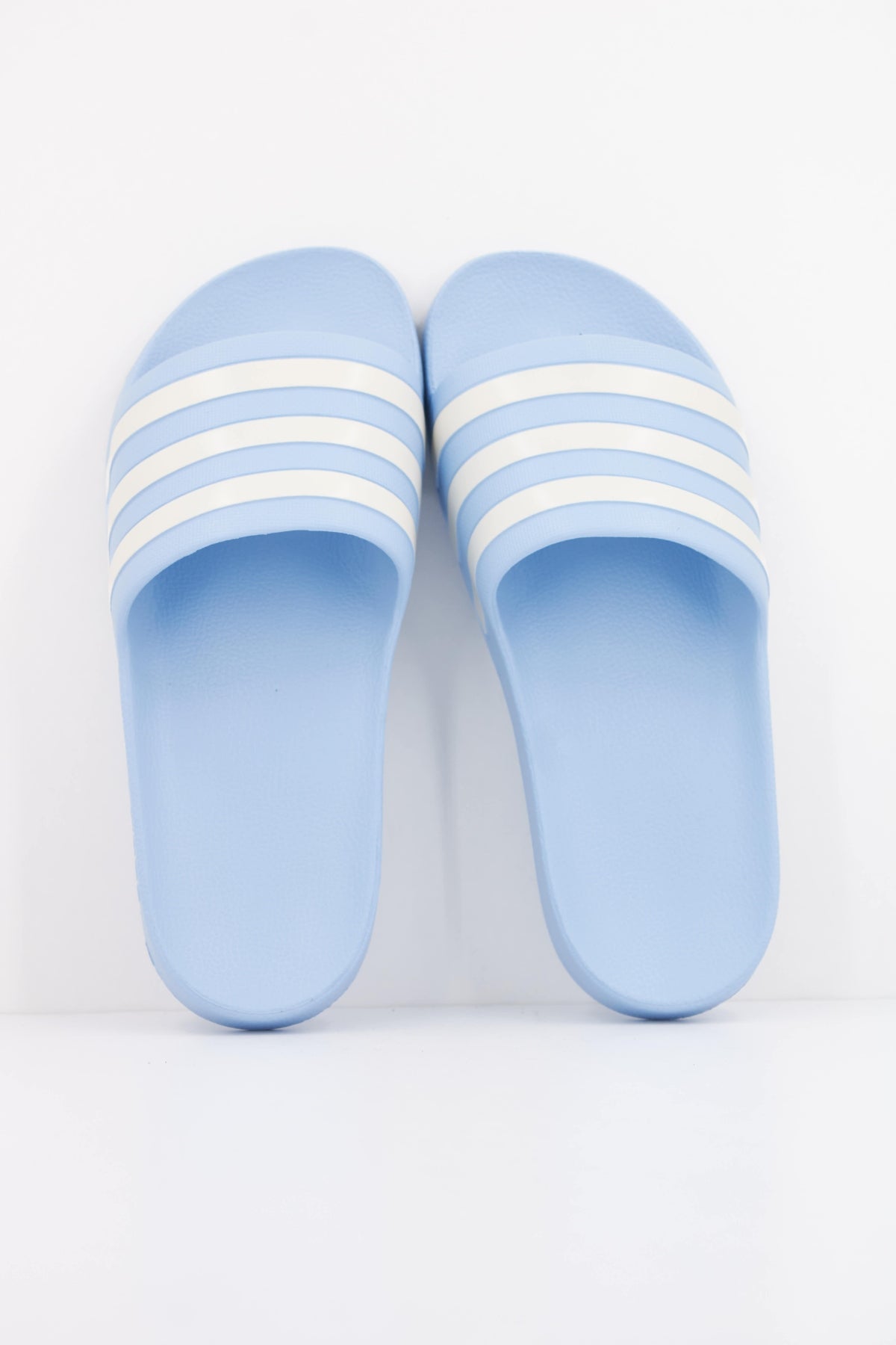 ADIDAS ADILETTE AQUA en color AZUL  (3)