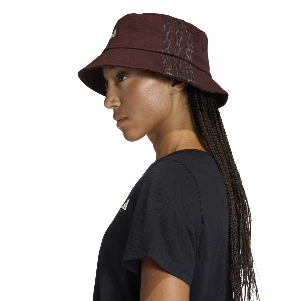 ADIDAS SPW C G BUCKET en color MARRON  (5)