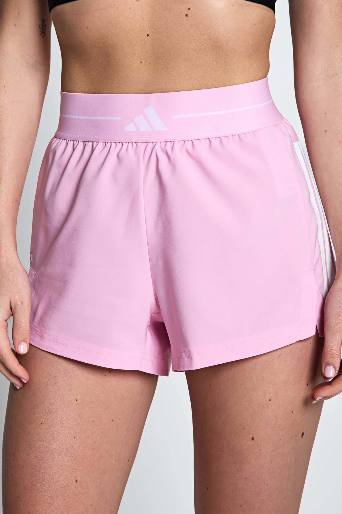 ADIDAS KC  en color ROSA  (1)
