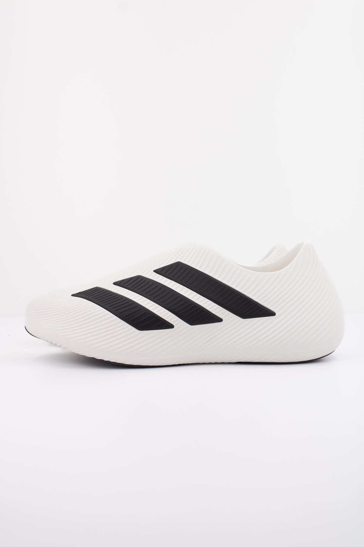 ADIDAS PURECHILL en color BLANCO  (1)
