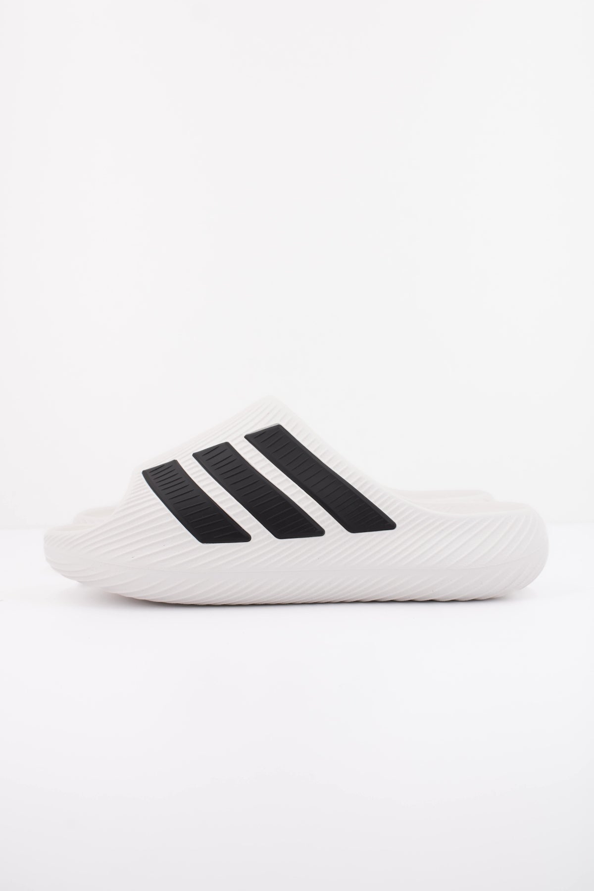 ADIDAS PURECHILL SUEDE en color BLANCO  (1)