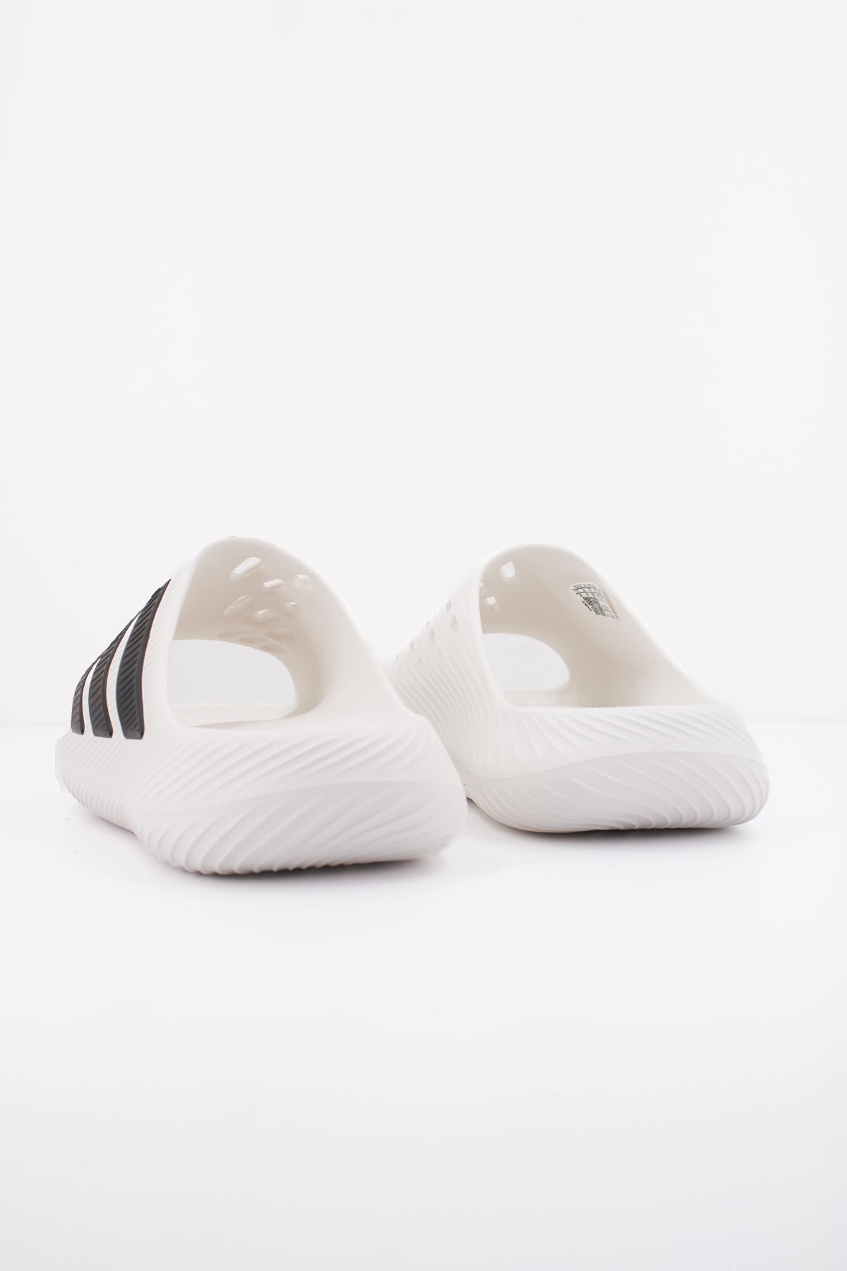 ADIDAS PURECHILL SUEDE en color BLANCO  (4)