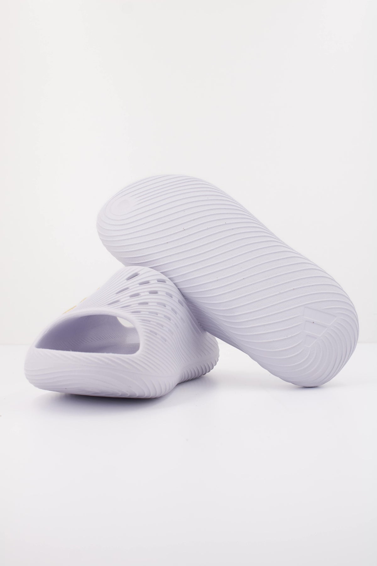 ADIDAS PURECHILL SLIDE en color BLANCO  (5)