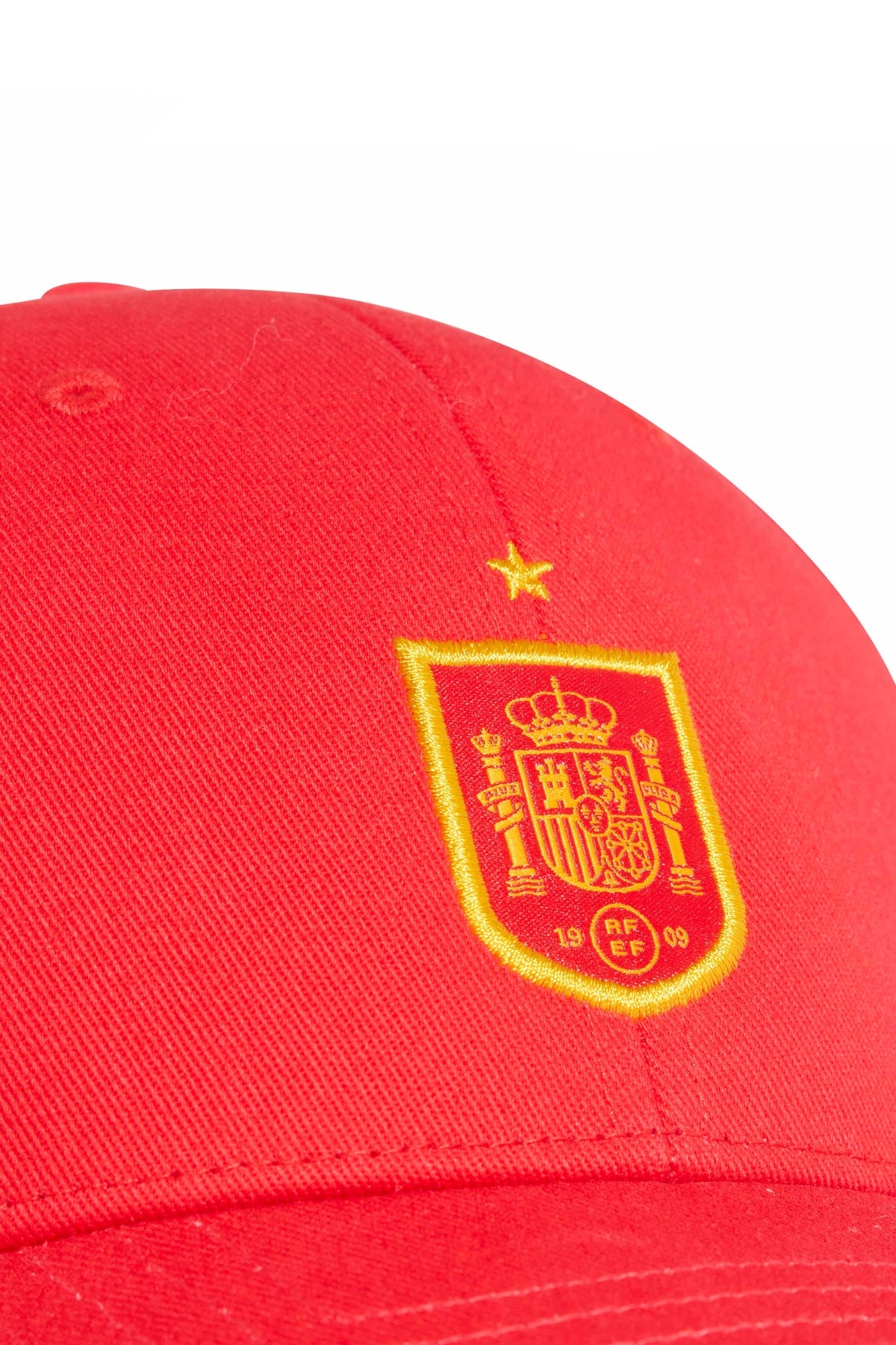 ADIDAS RFEF CAP en color ROJO  (3)