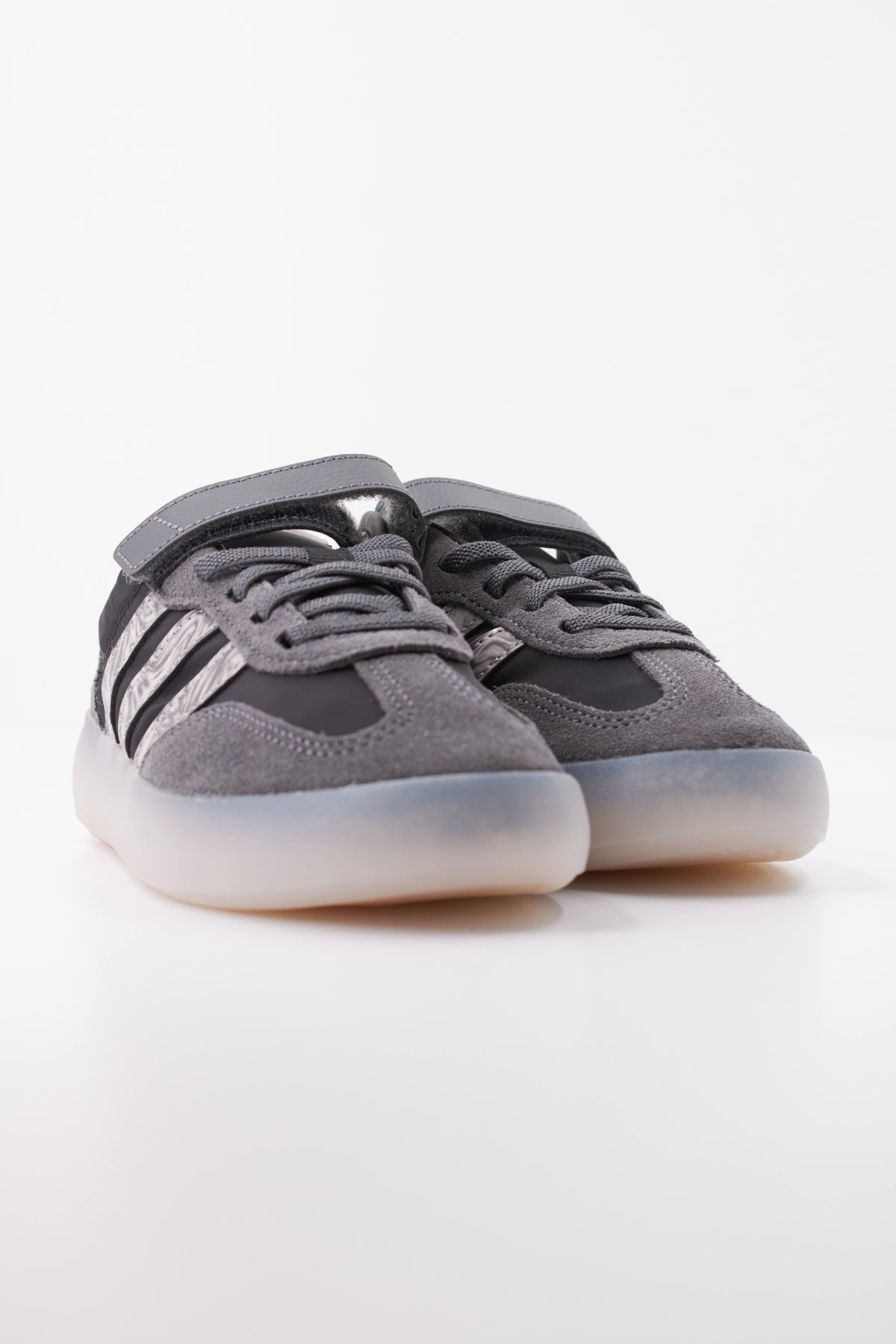 ADIDAS KI  en color NEGRO  (2)