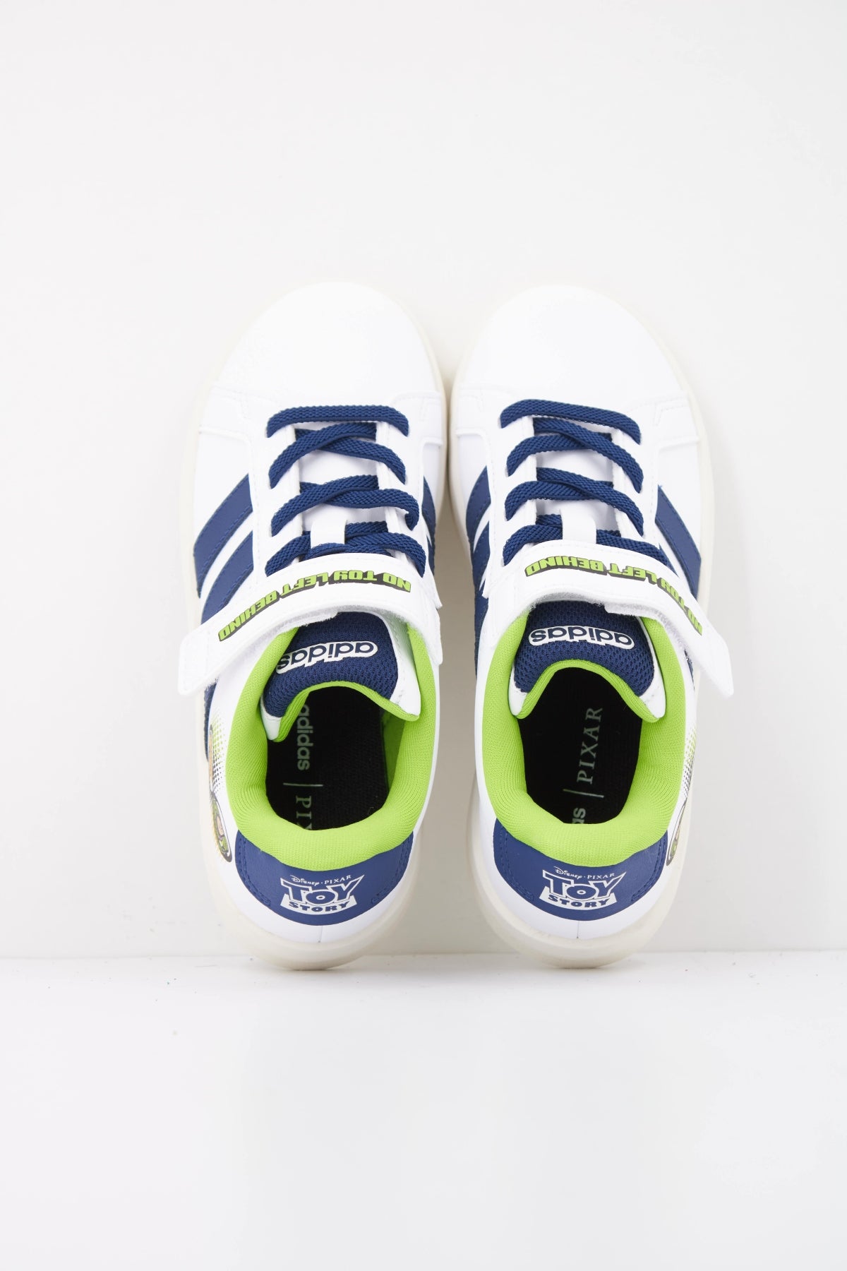 ADIDAS GRAND COURT TOY STO en color BLANCO  (3)