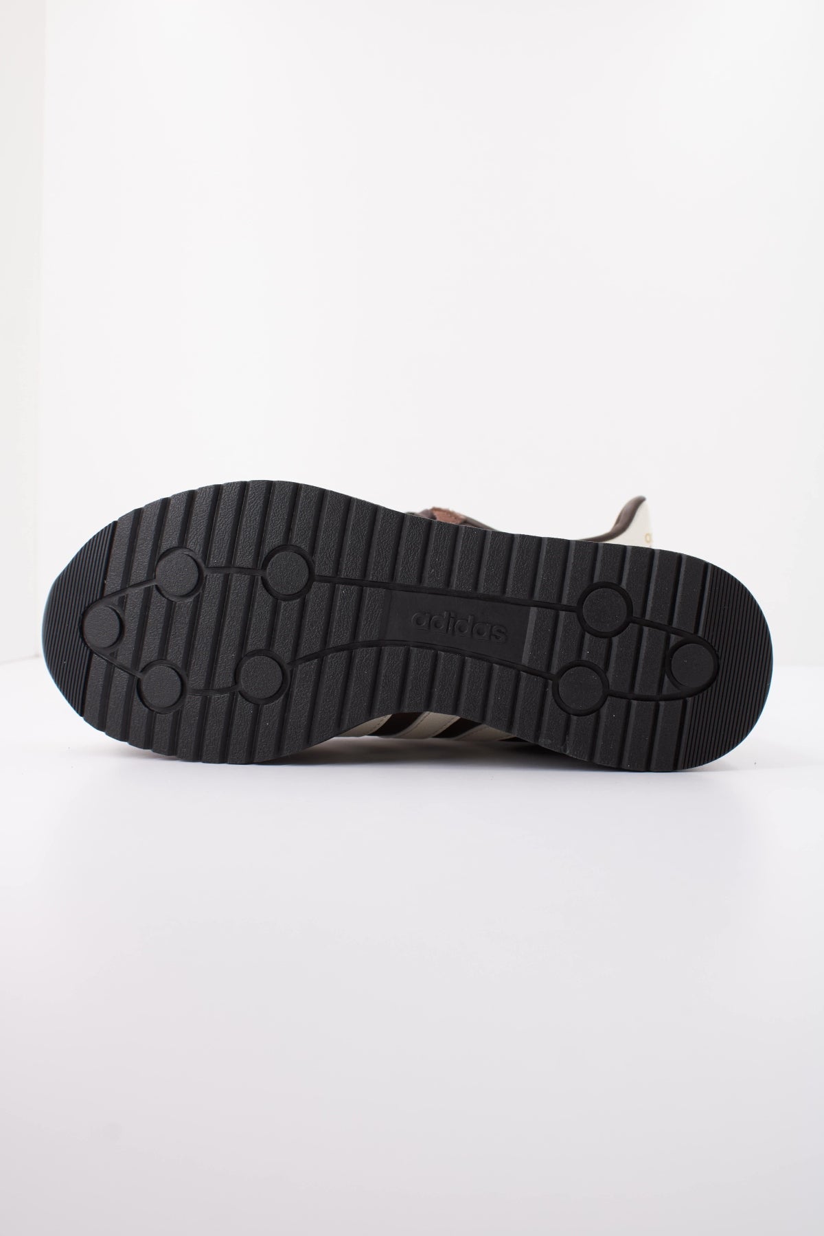 ADIDAS RUN s . en color MARRON  (5)