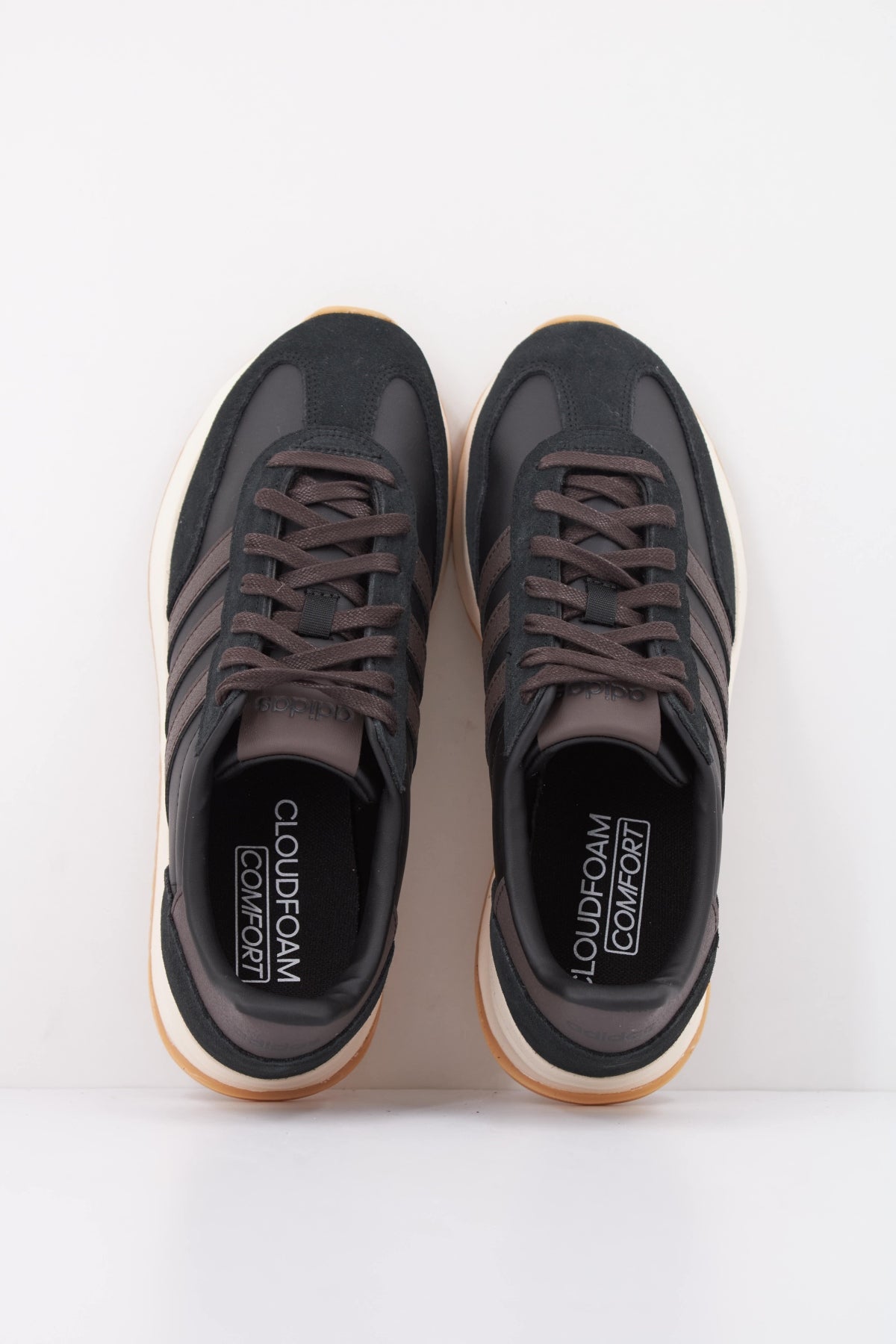ADIDAS RUN s . en color NEGRO  (3)