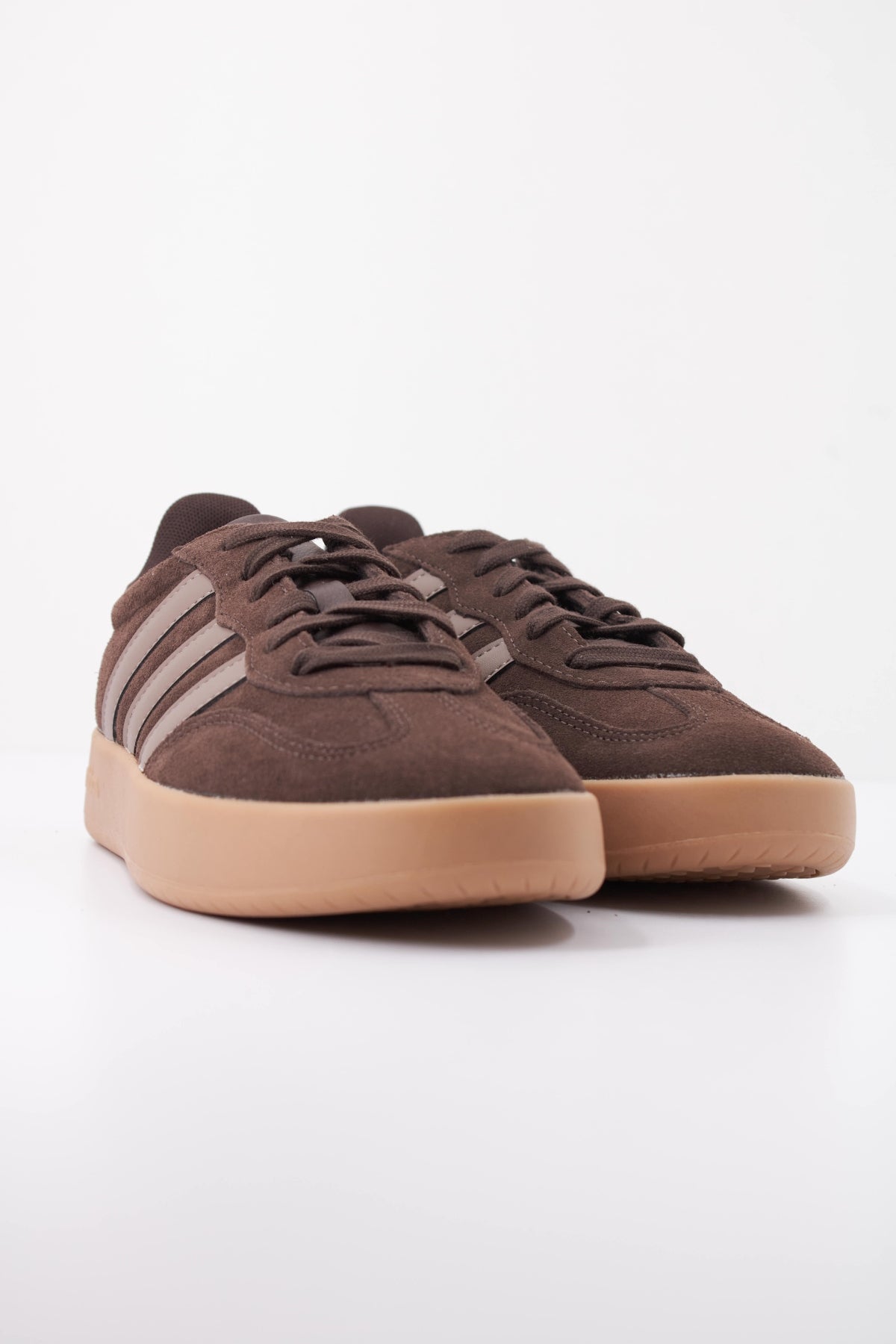ADIDAS BARREDA en color MARRON  (2)
