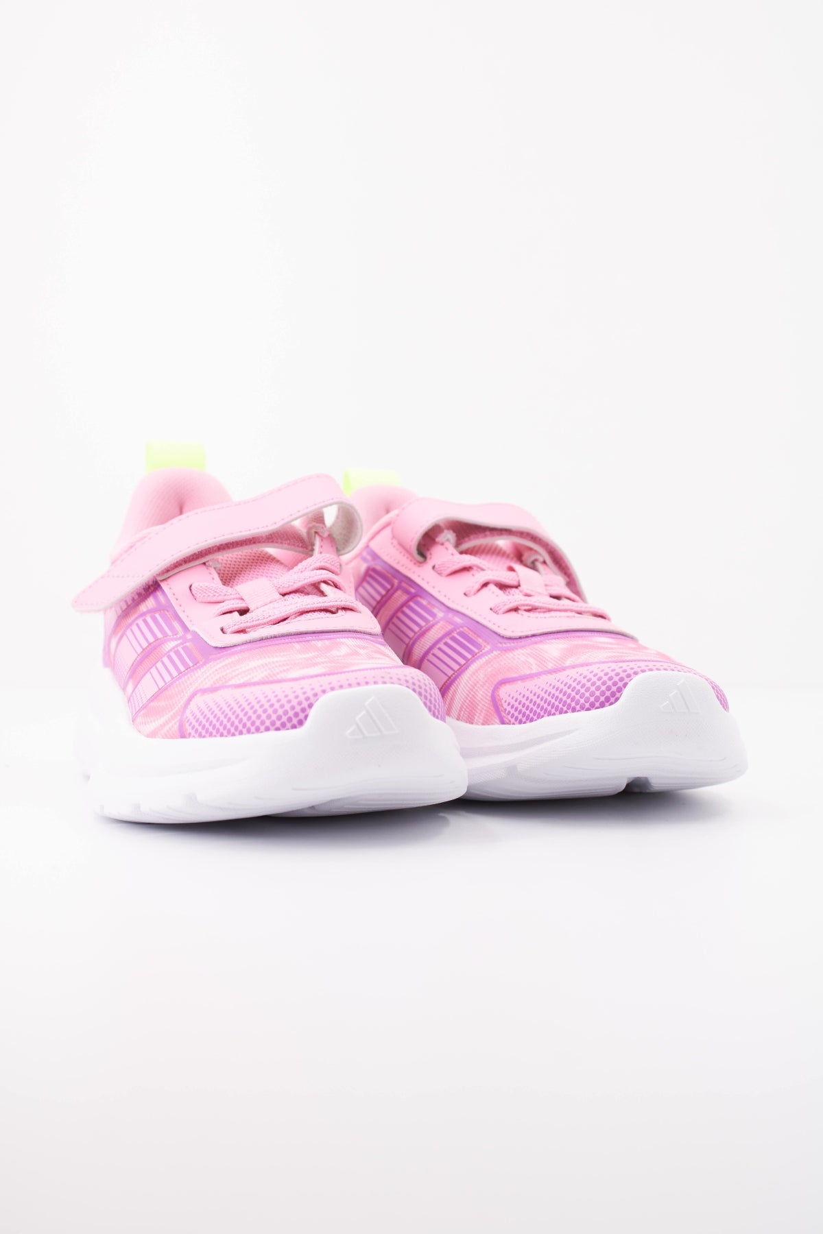 ADIDAS TENSAUR RUN . EL en color ROSA  (2)